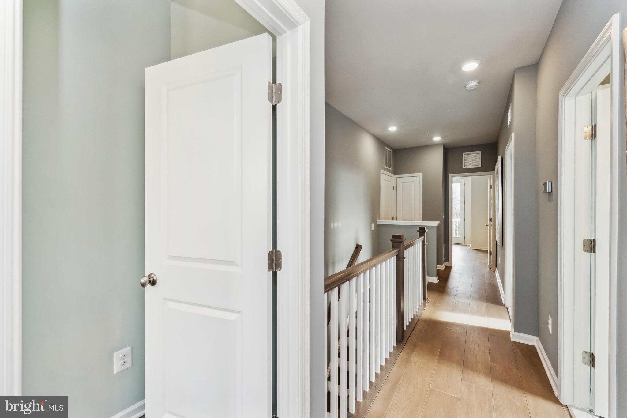759 Mount Airy TERRACE