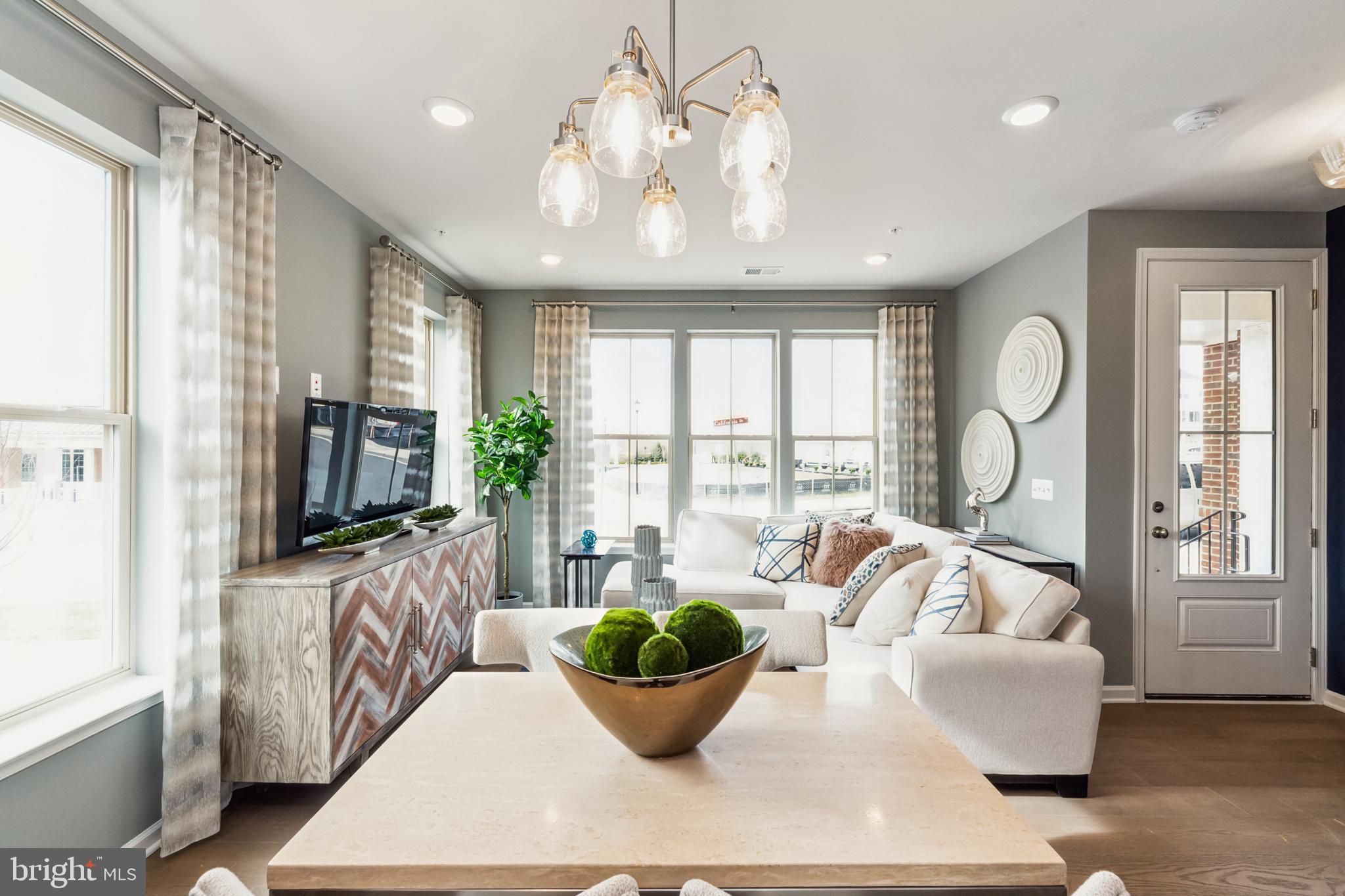 759 Mount Airy TERRACE