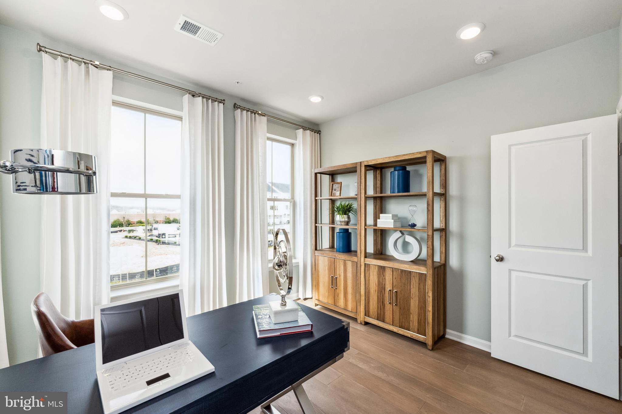 759 Mount Airy TERRACE