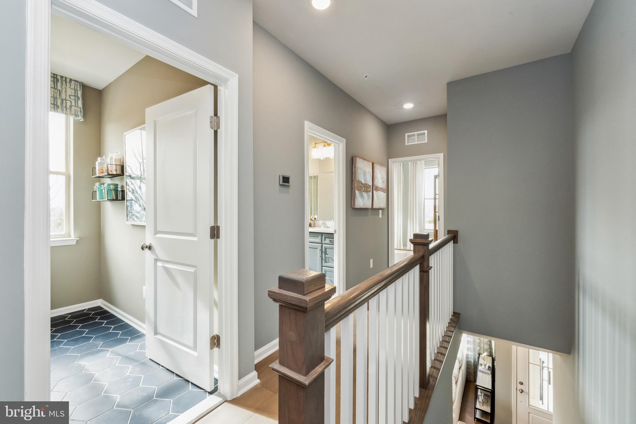 759 Mount Airy TERRACE