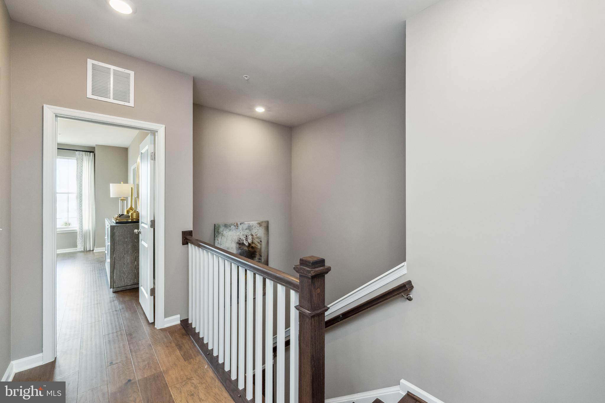 759 Mount Airy TERRACE NE