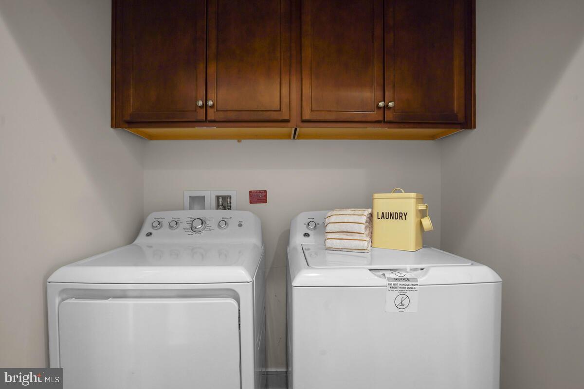 43435 Farringdon SQUARE