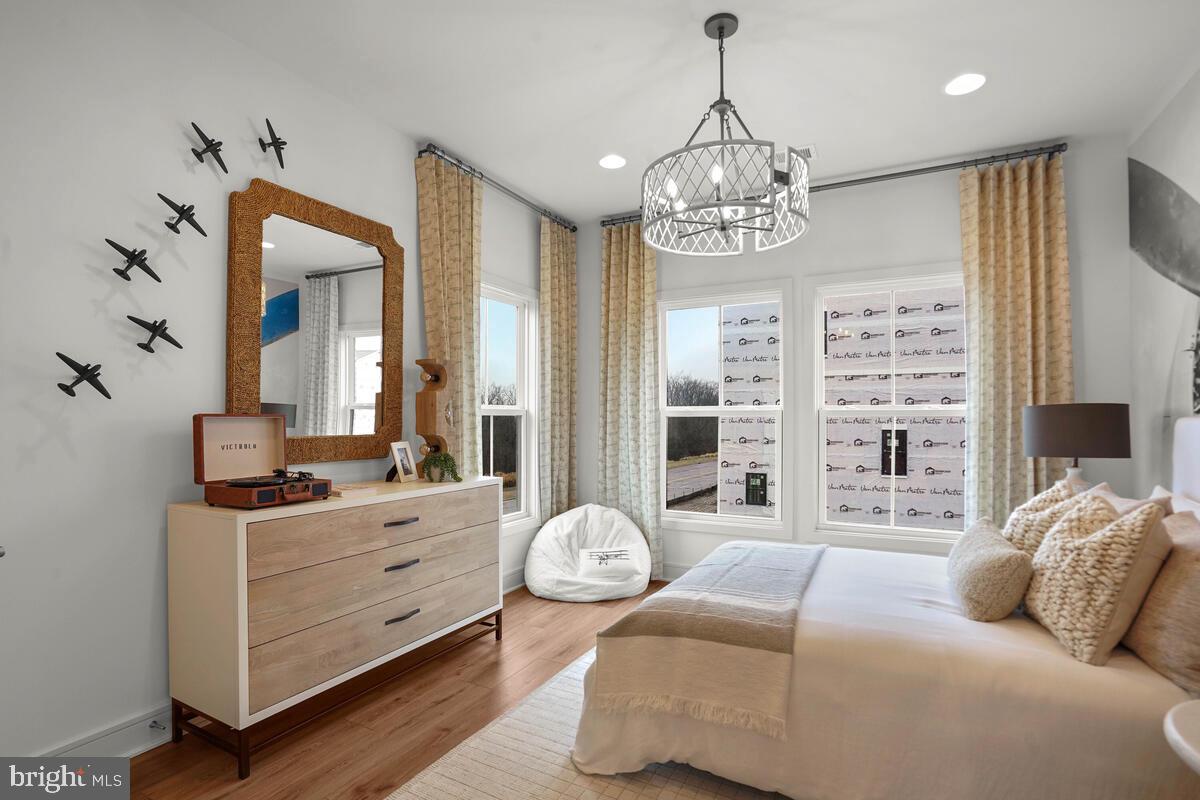 43435 Farringdon SQUARE