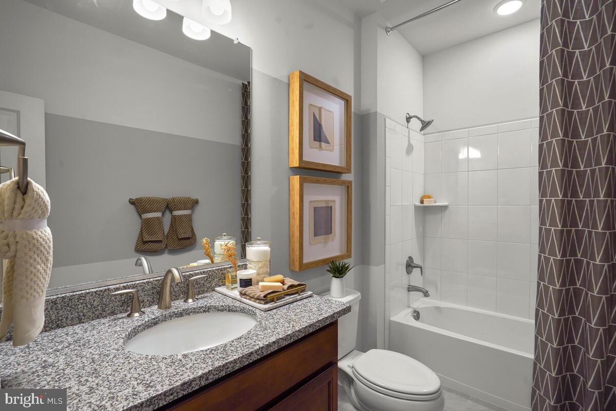 43435 Farringdon SQUARE