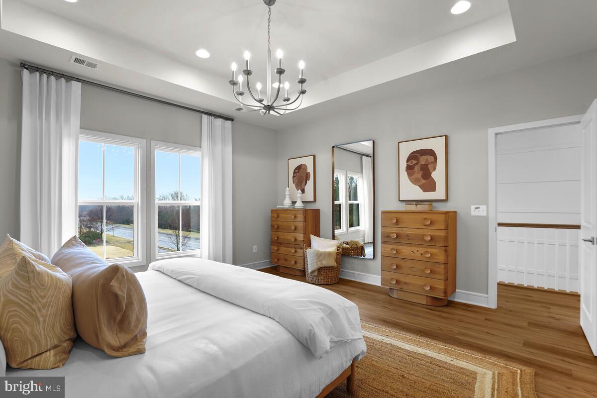 43435 Farringdon SQUARE