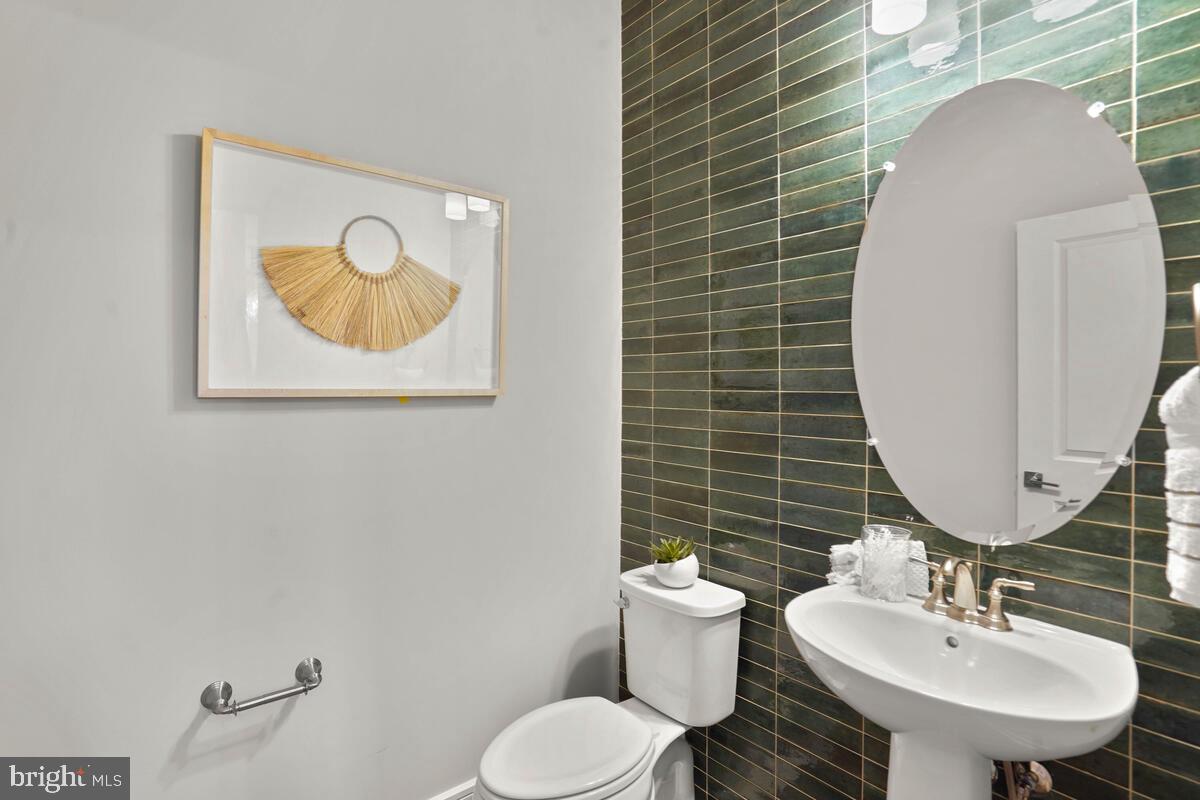 43435 Farringdon SQUARE