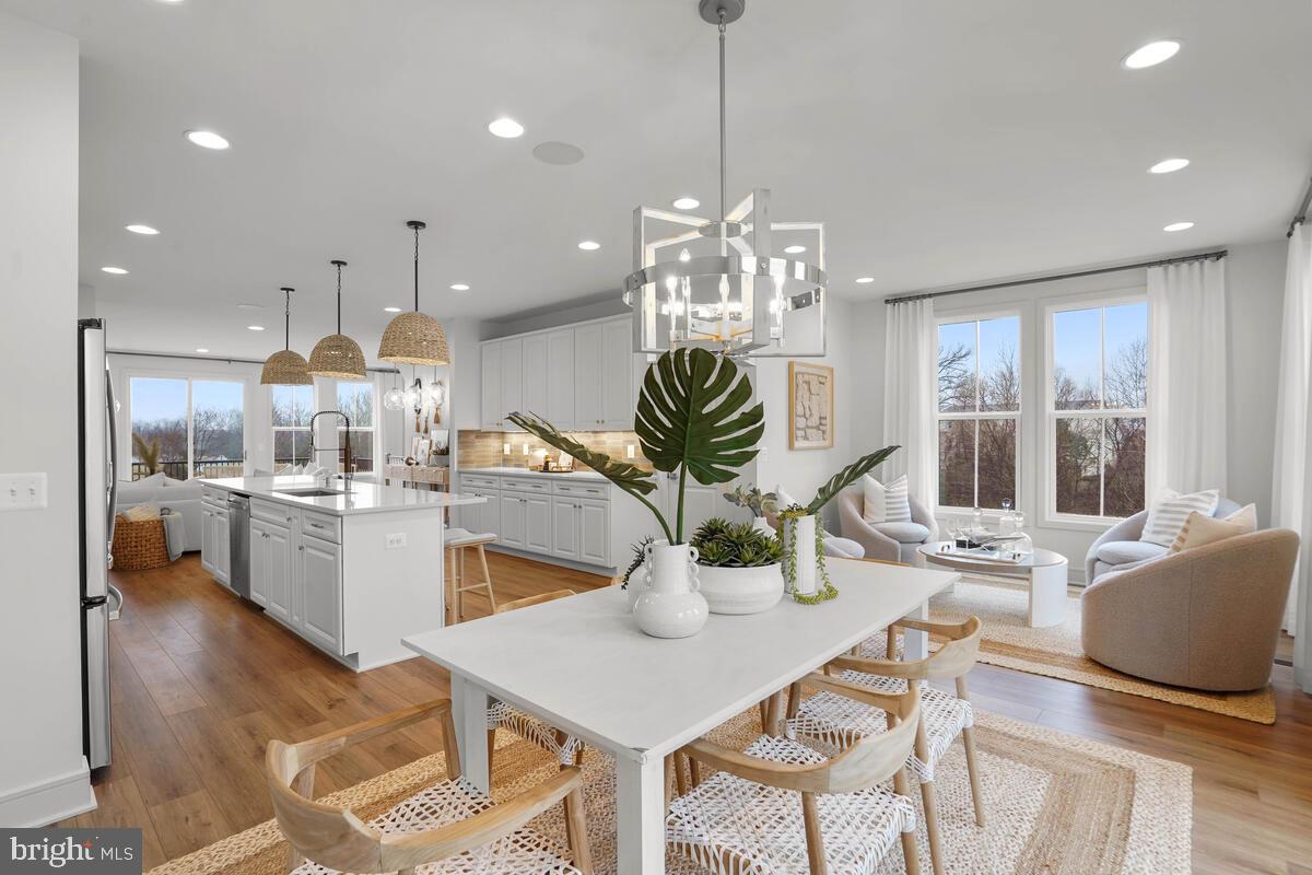 43435 Farringdon SQUARE