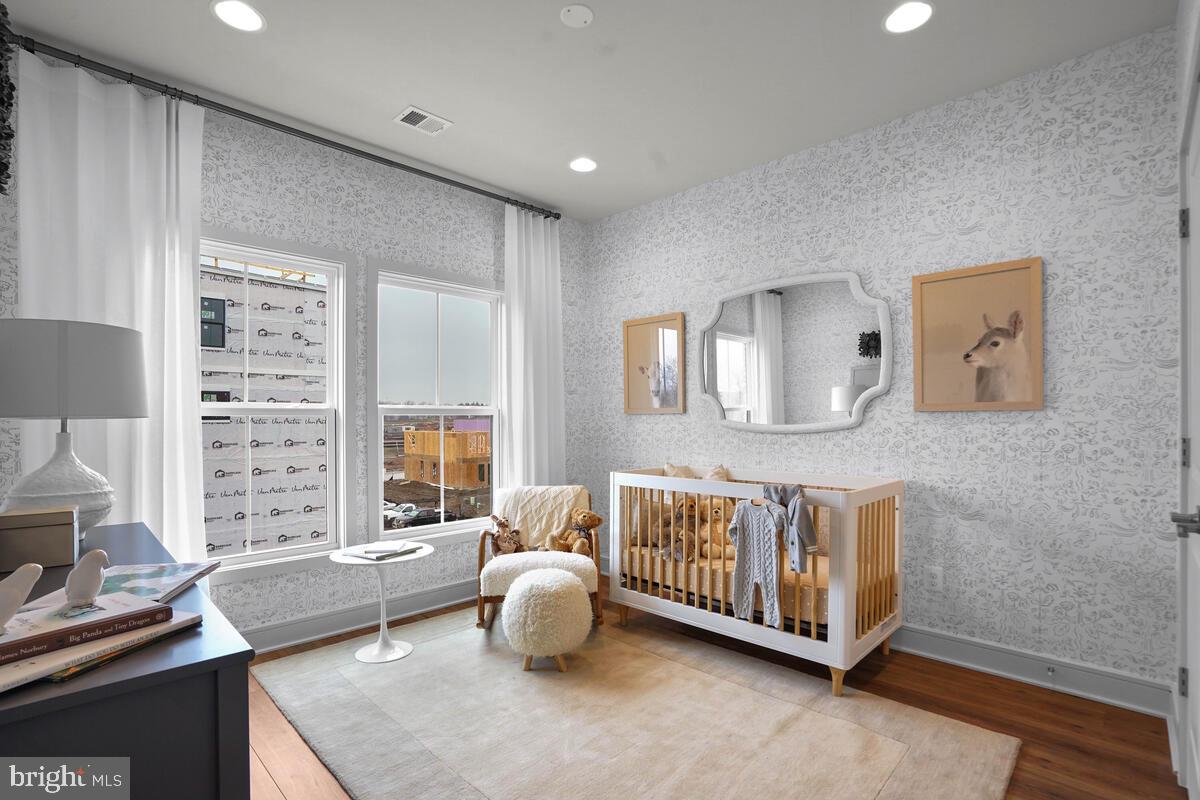 43435 Farringdon SQUARE