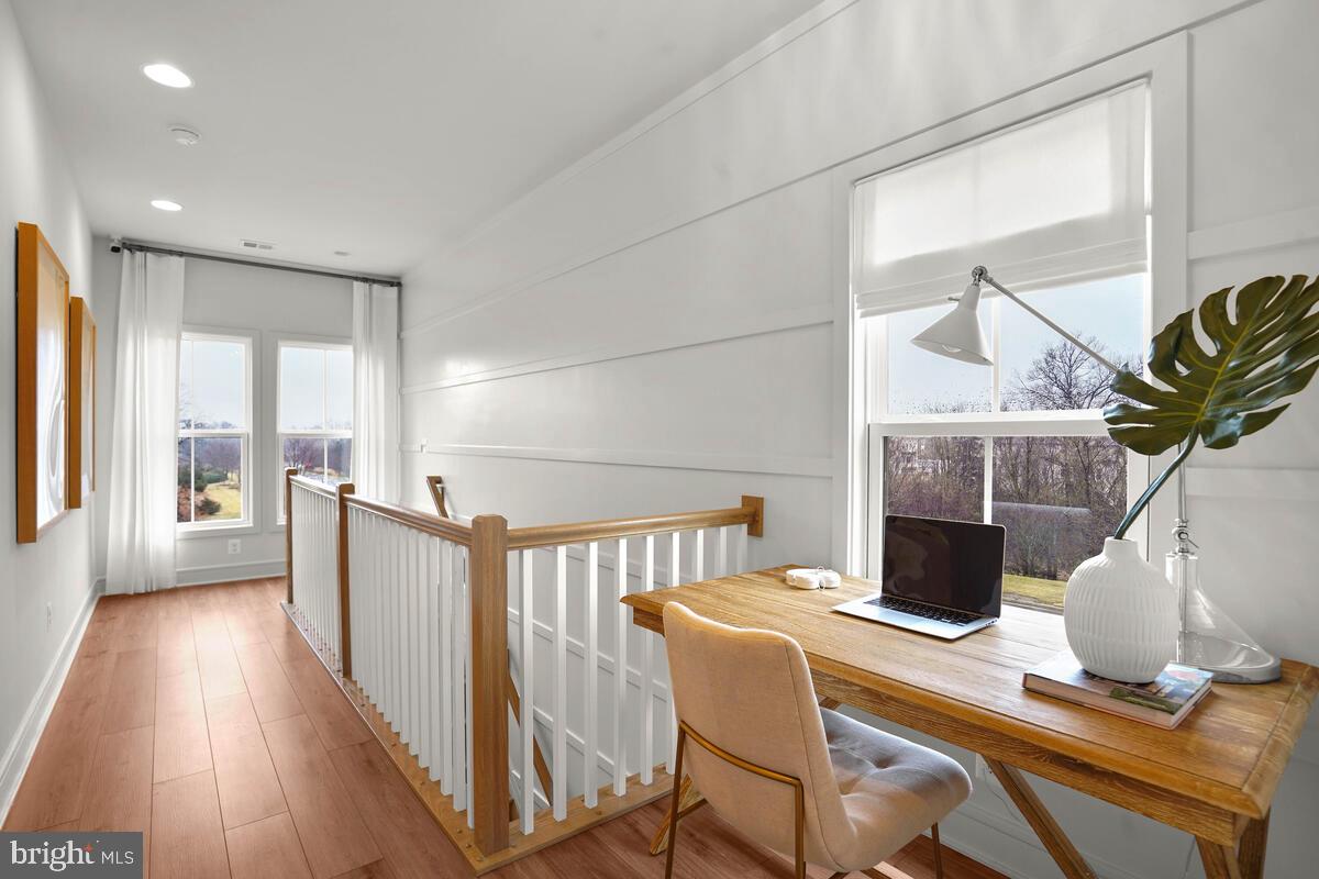 43435 Farringdon SQUARE