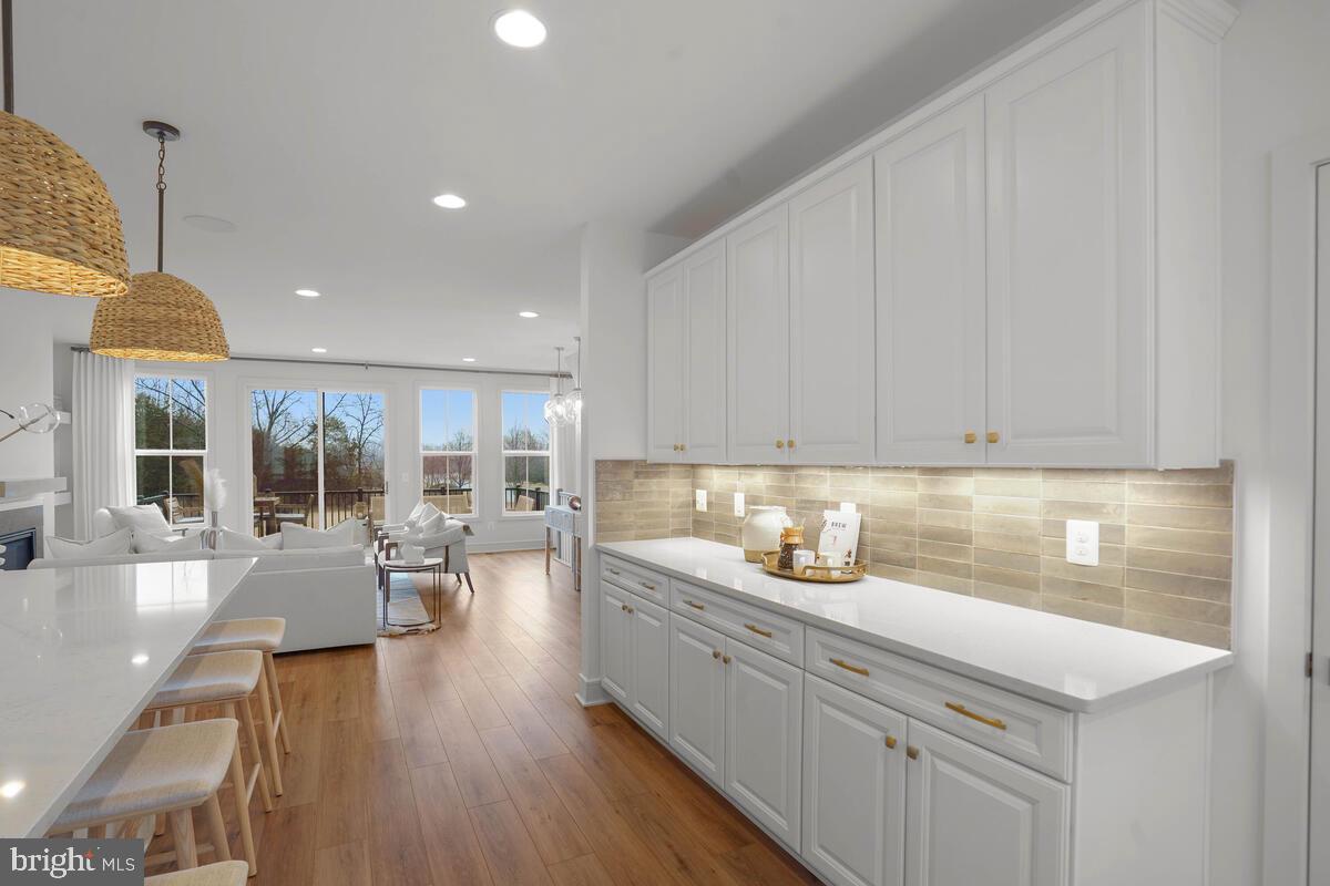 43435 Farringdon SQUARE