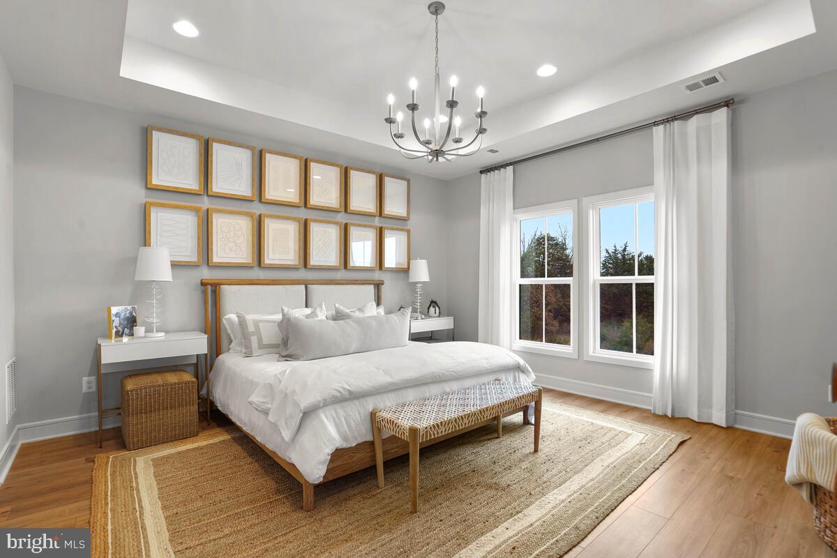 43435 Farringdon SQUARE