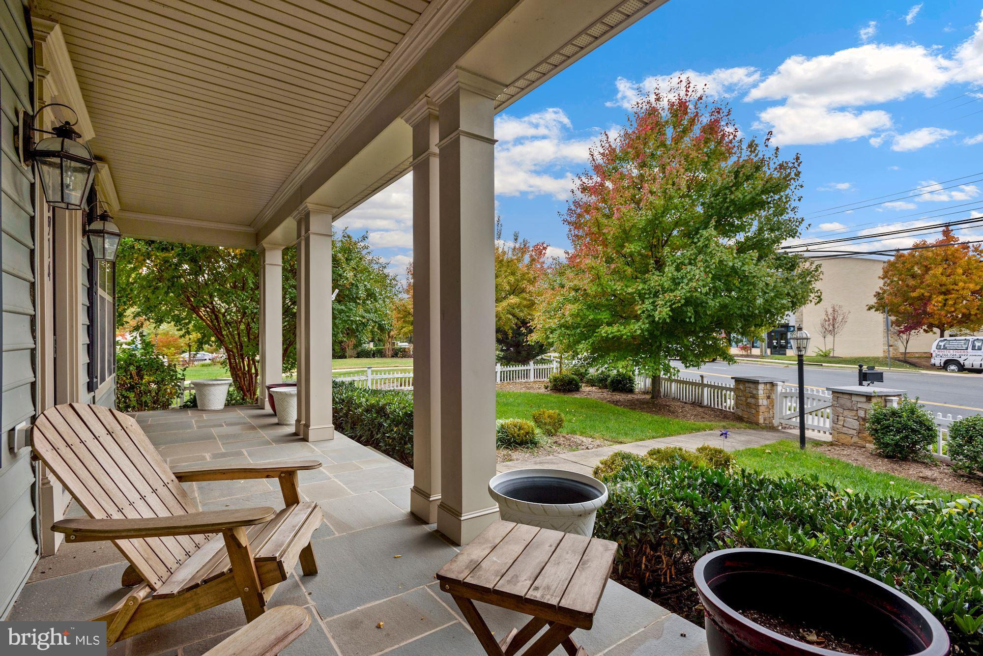 20914 Ashburn ROAD