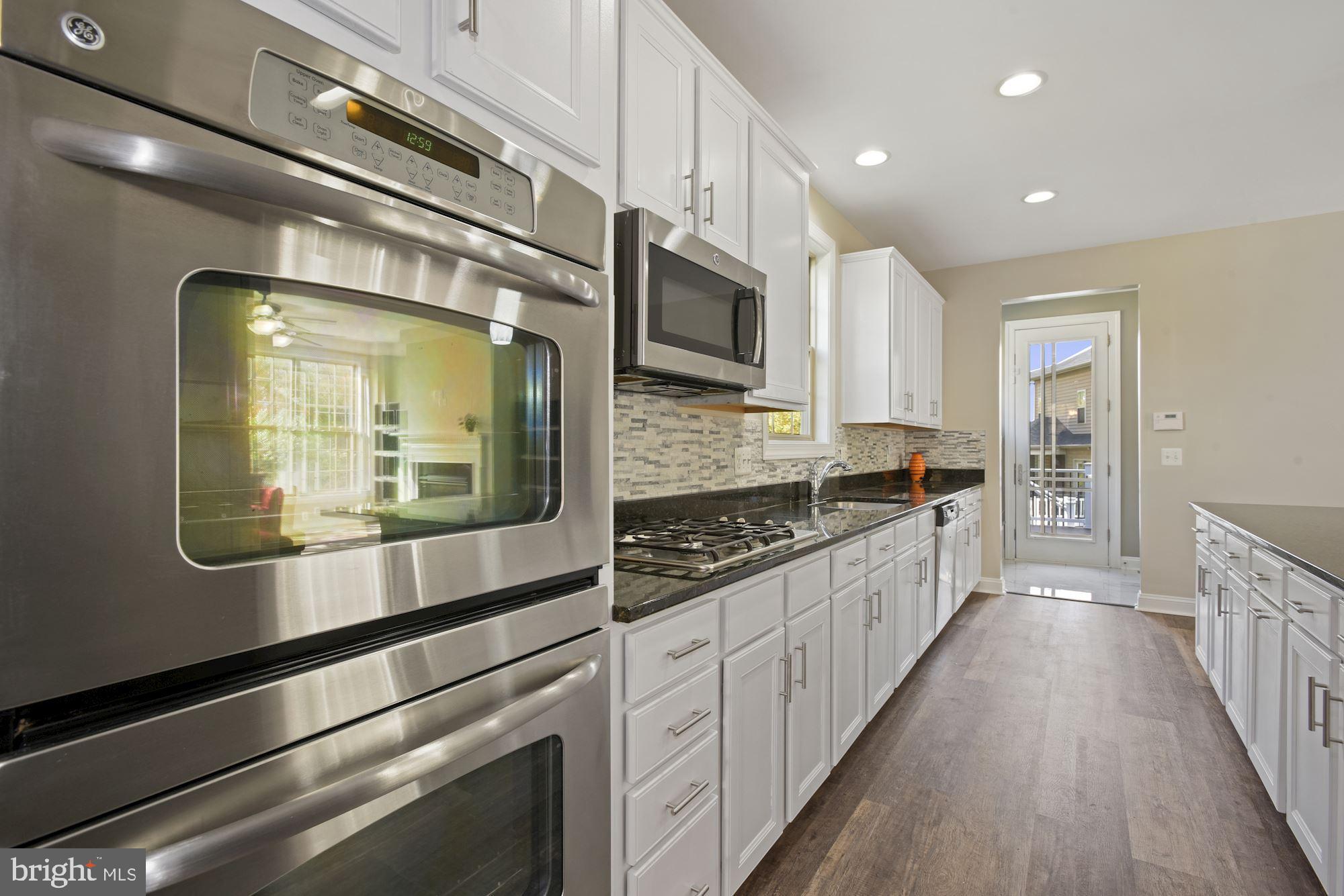 20914 Ashburn ROAD