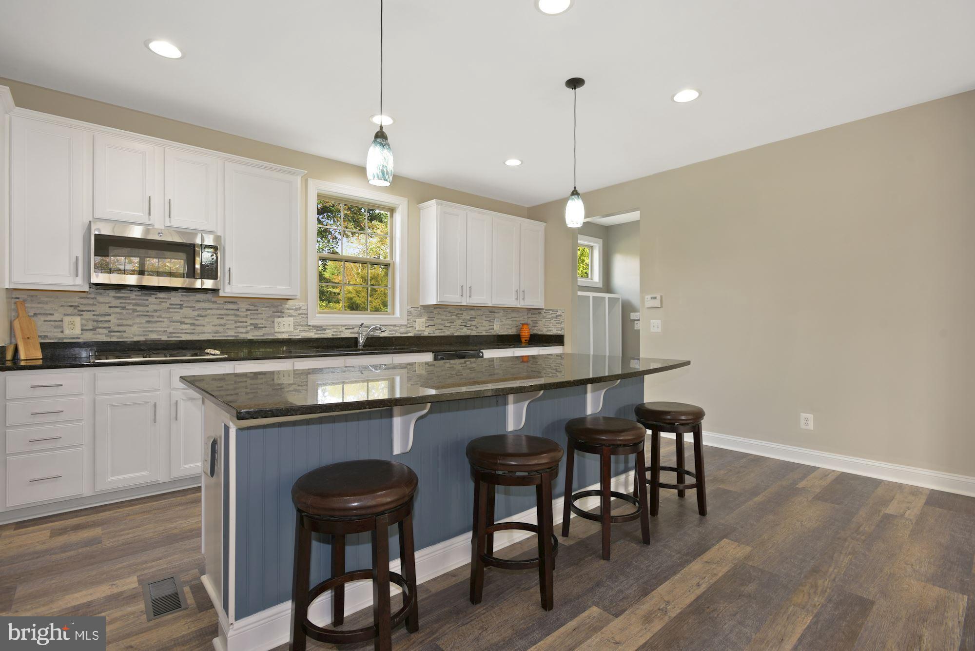 20914 Ashburn ROAD