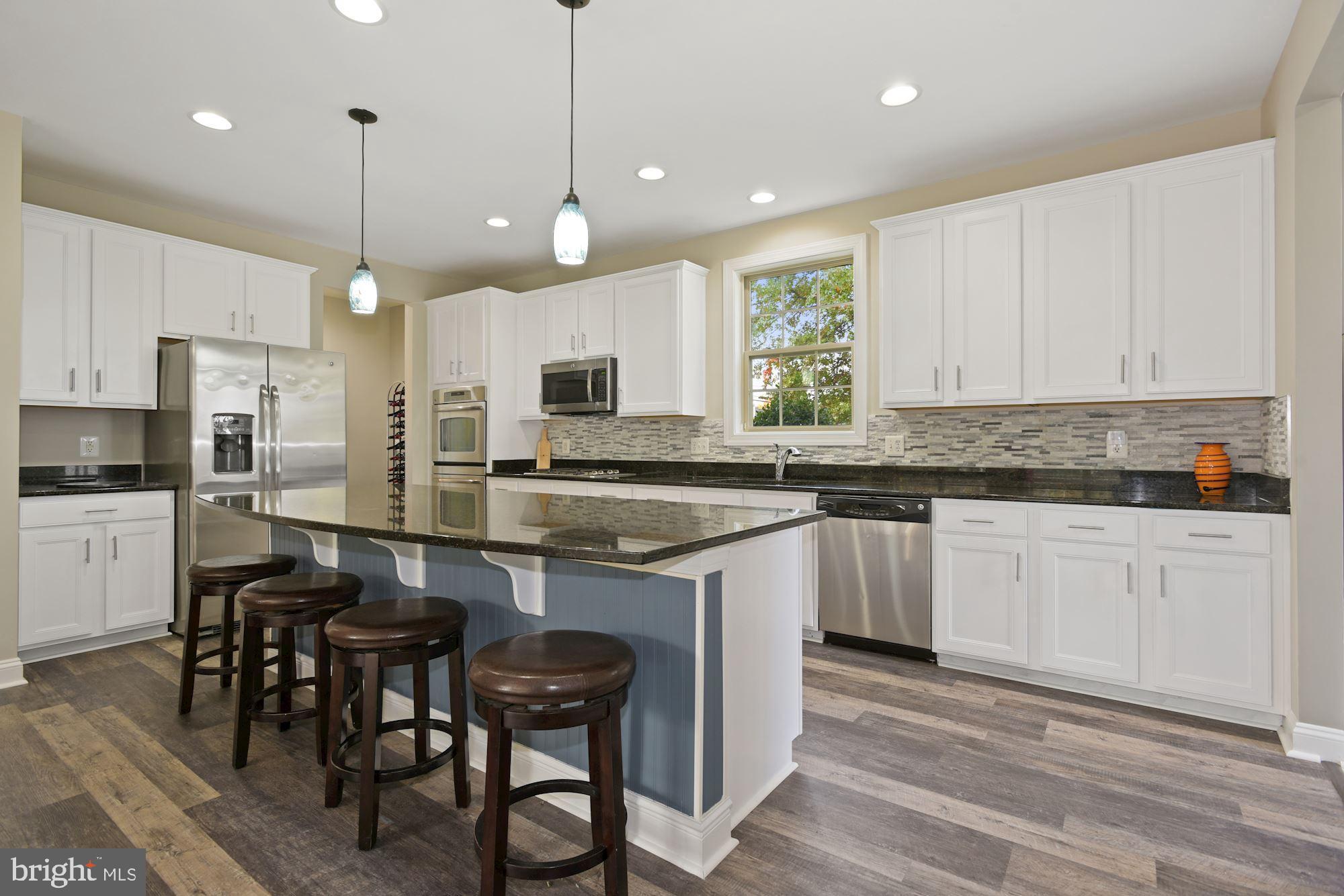 20914 Ashburn ROAD