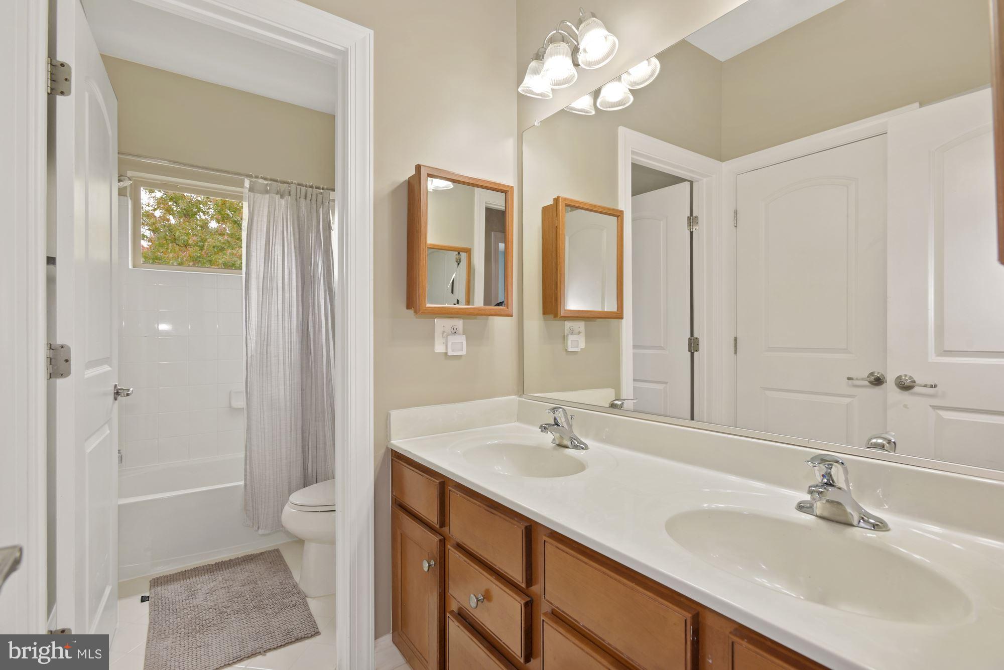 20914 Ashburn ROAD