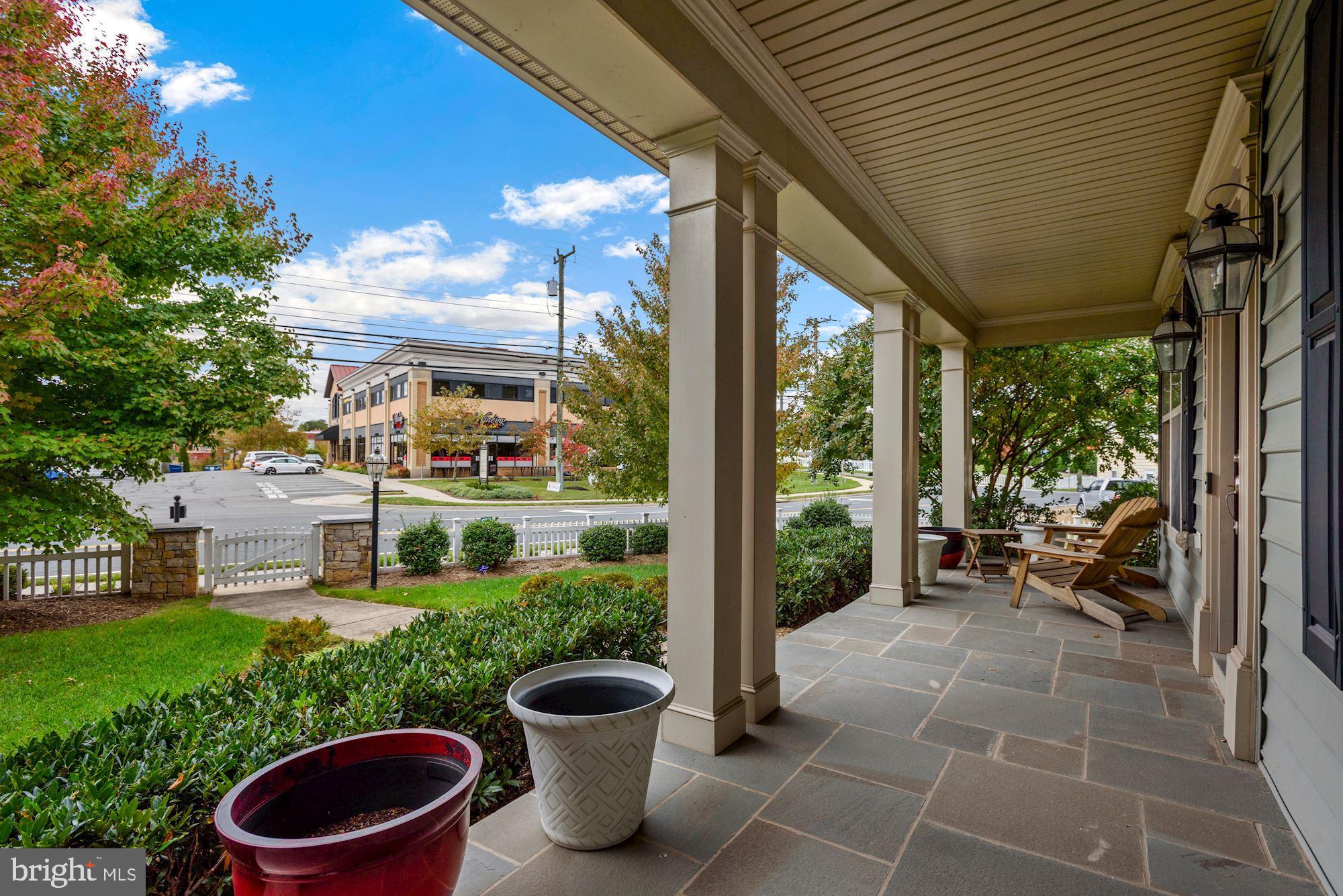 20914 Ashburn ROAD