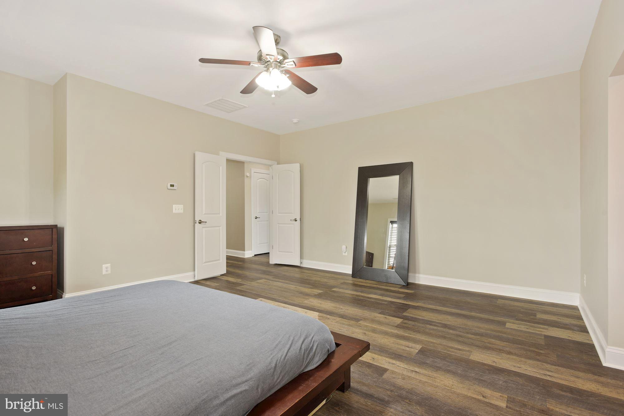 20914 Ashburn ROAD