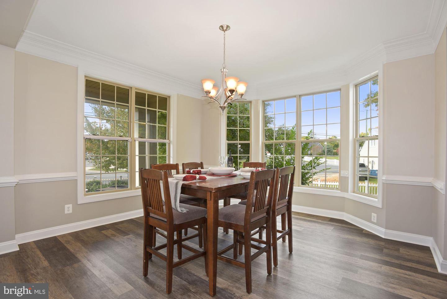 20914 Ashburn ROAD
