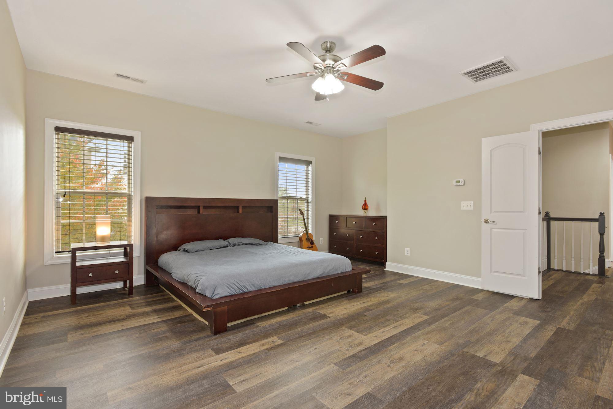 20914 Ashburn ROAD