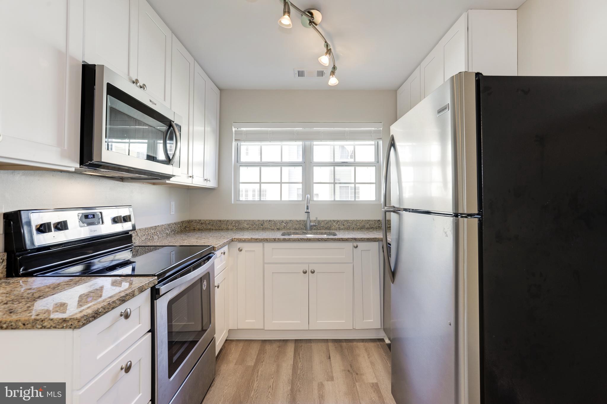1114 Huntmaster TERRACE NE Unit: 202