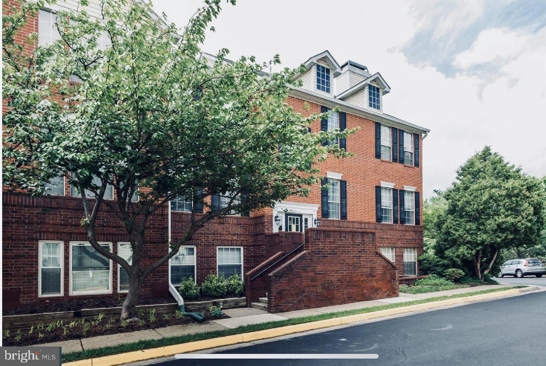 666 Gateway DRIVE SE Unit: 512