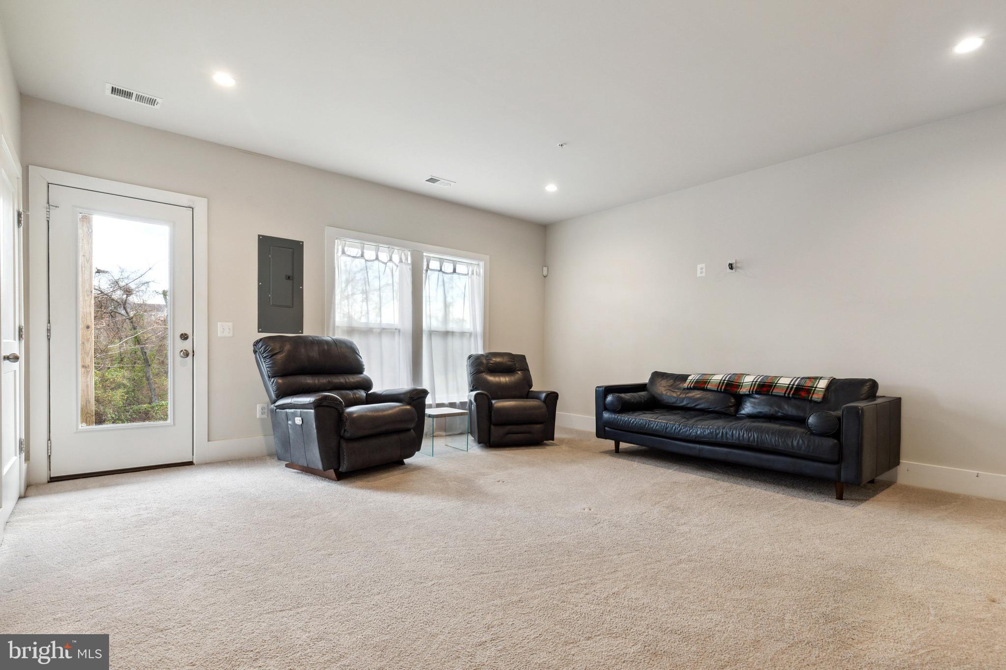 20054 Old Line TERRACE