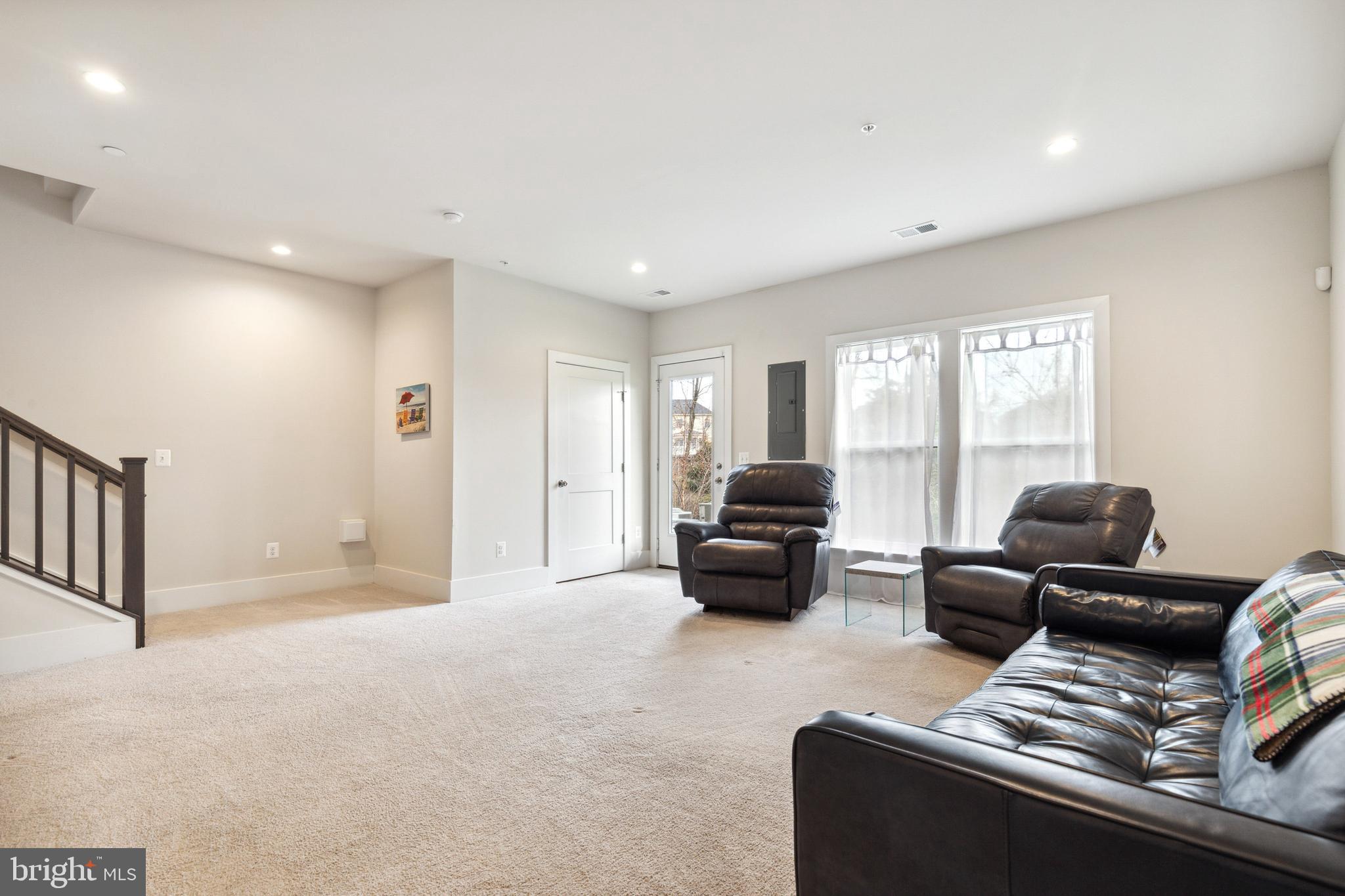20054 Old Line TERRACE