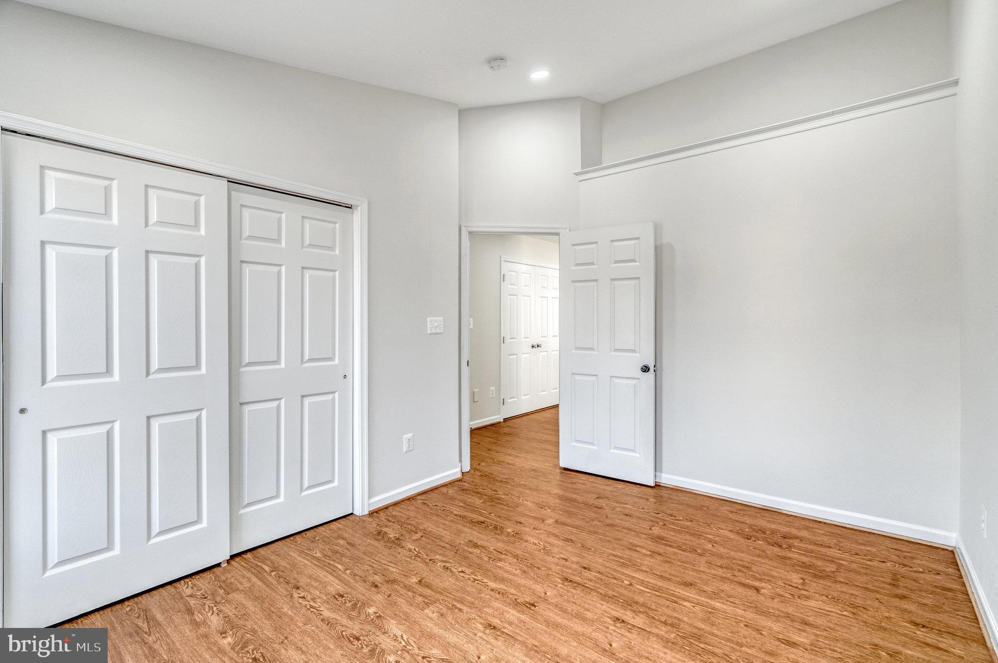 207 Elder TERRACE