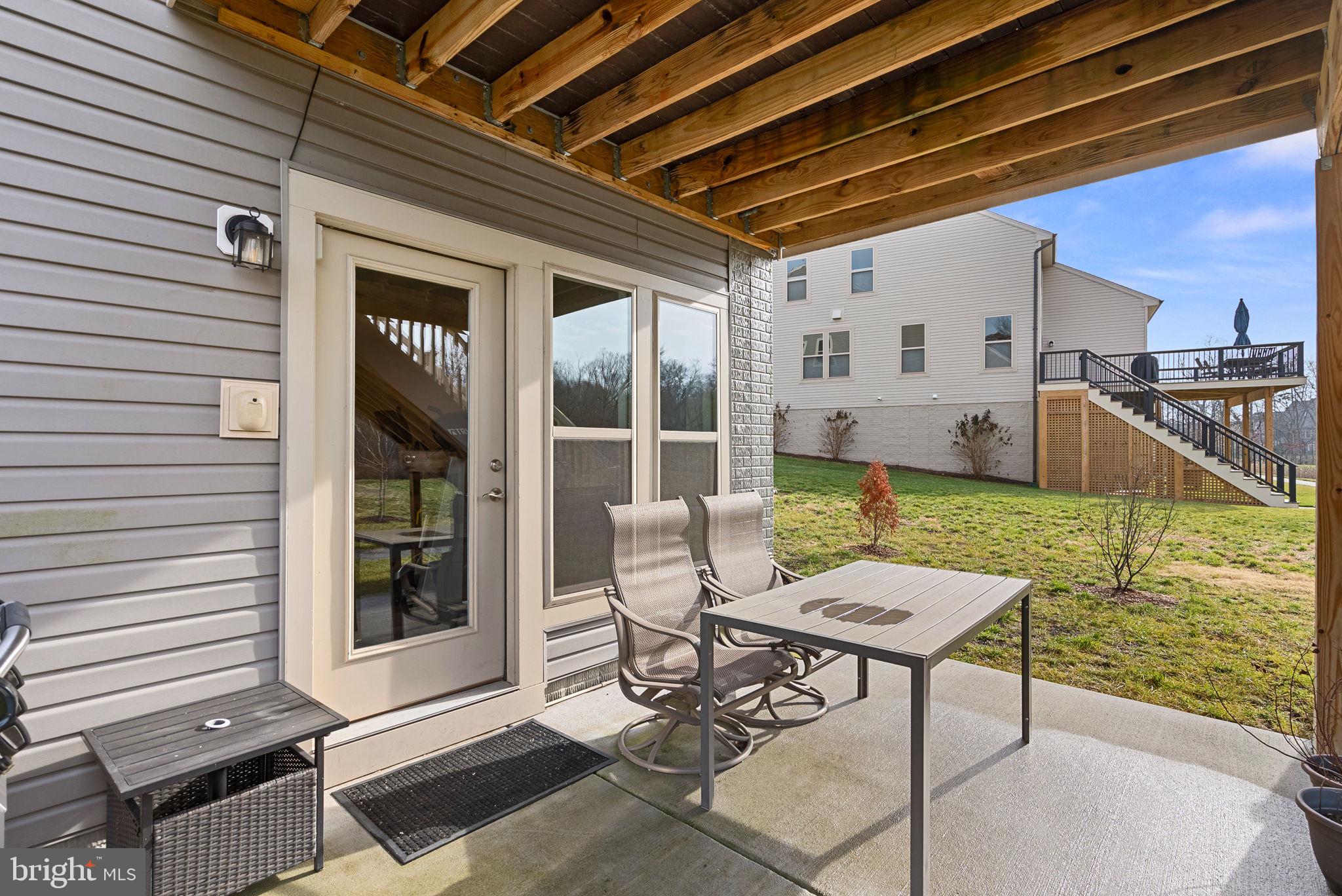 19829 Silvery Blue TERRACE