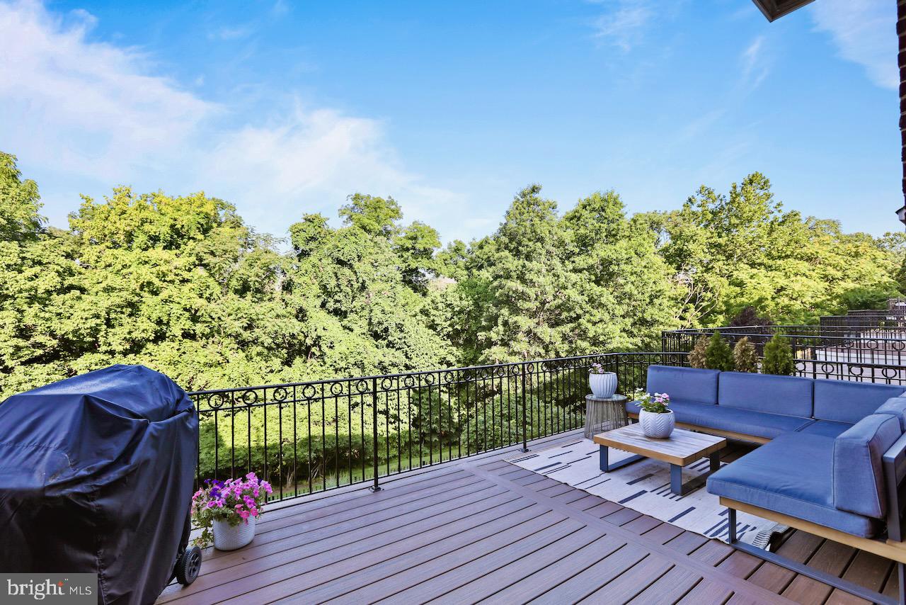 18523 Bear Creek TERRACE