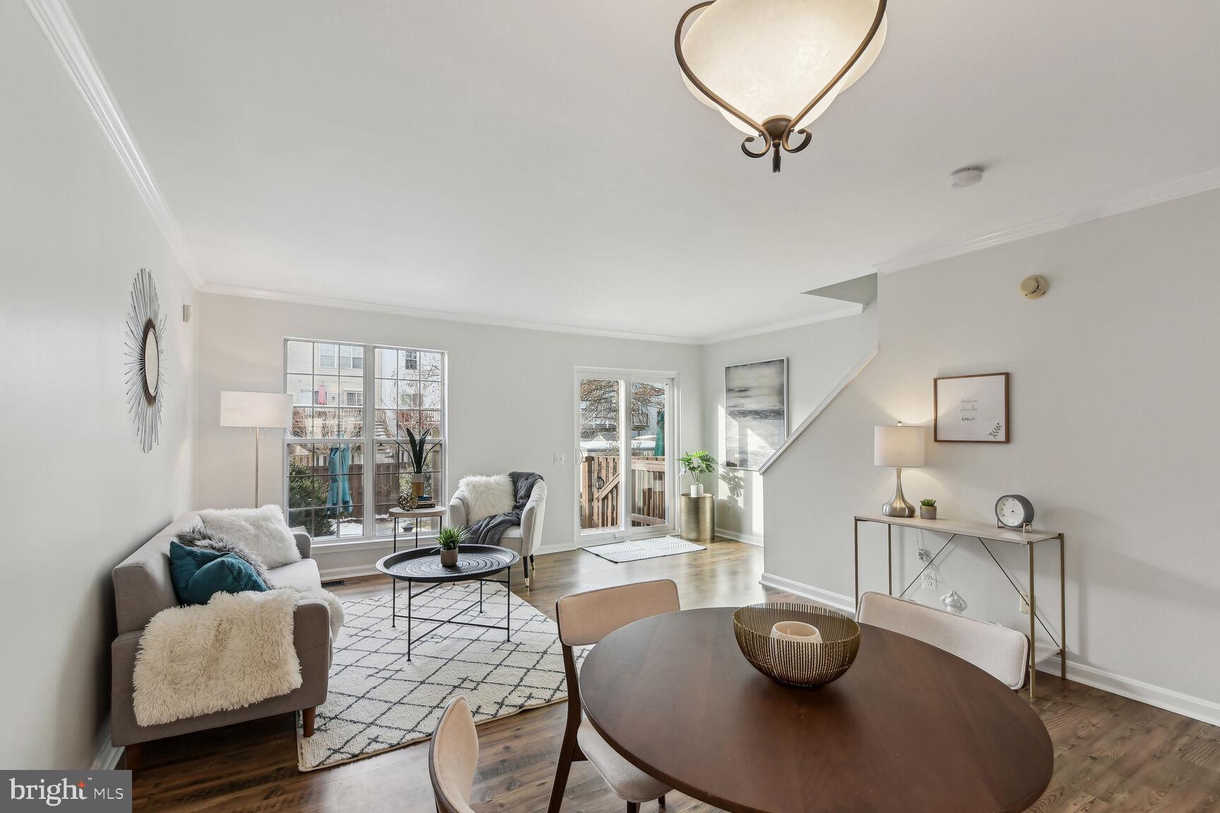 342 Stable View TERRACE NE