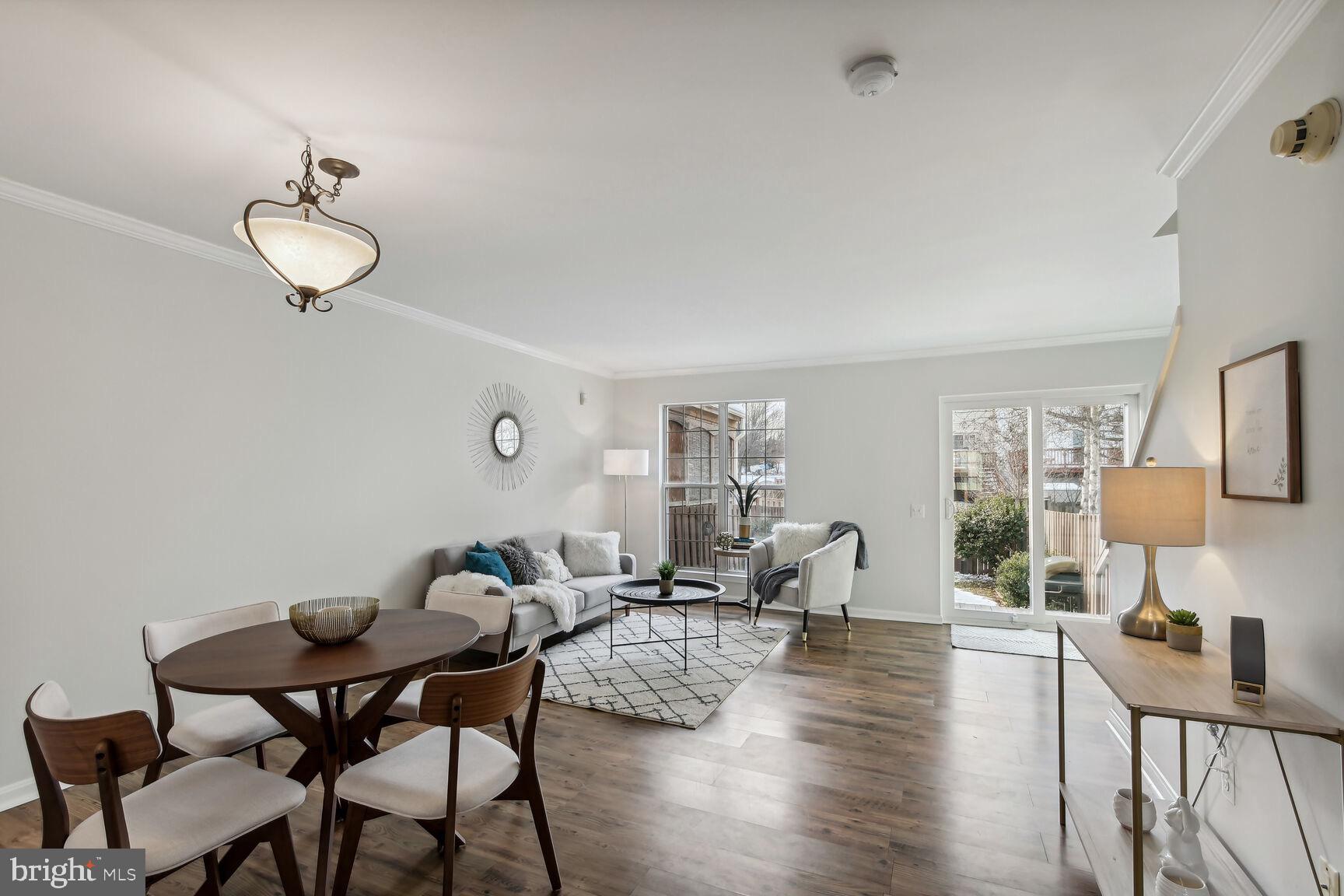 342 Stable View TERRACE NE