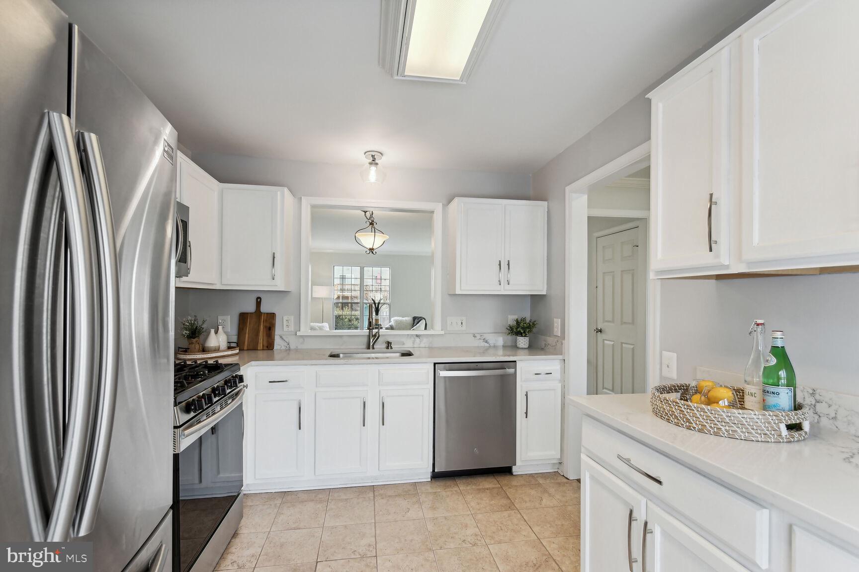 342 Stable View TERRACE NE