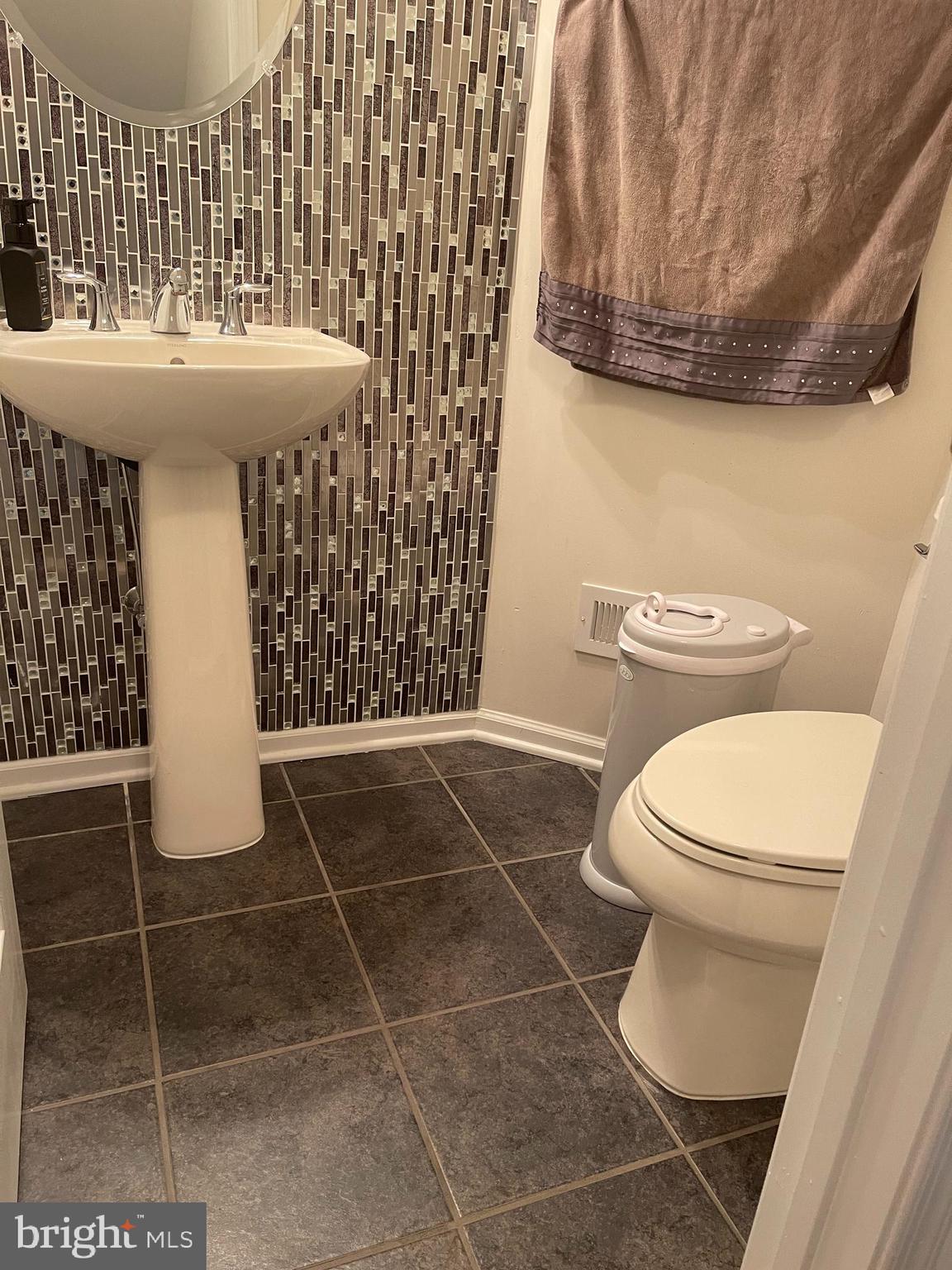 23354 Madison Heights TERRACE