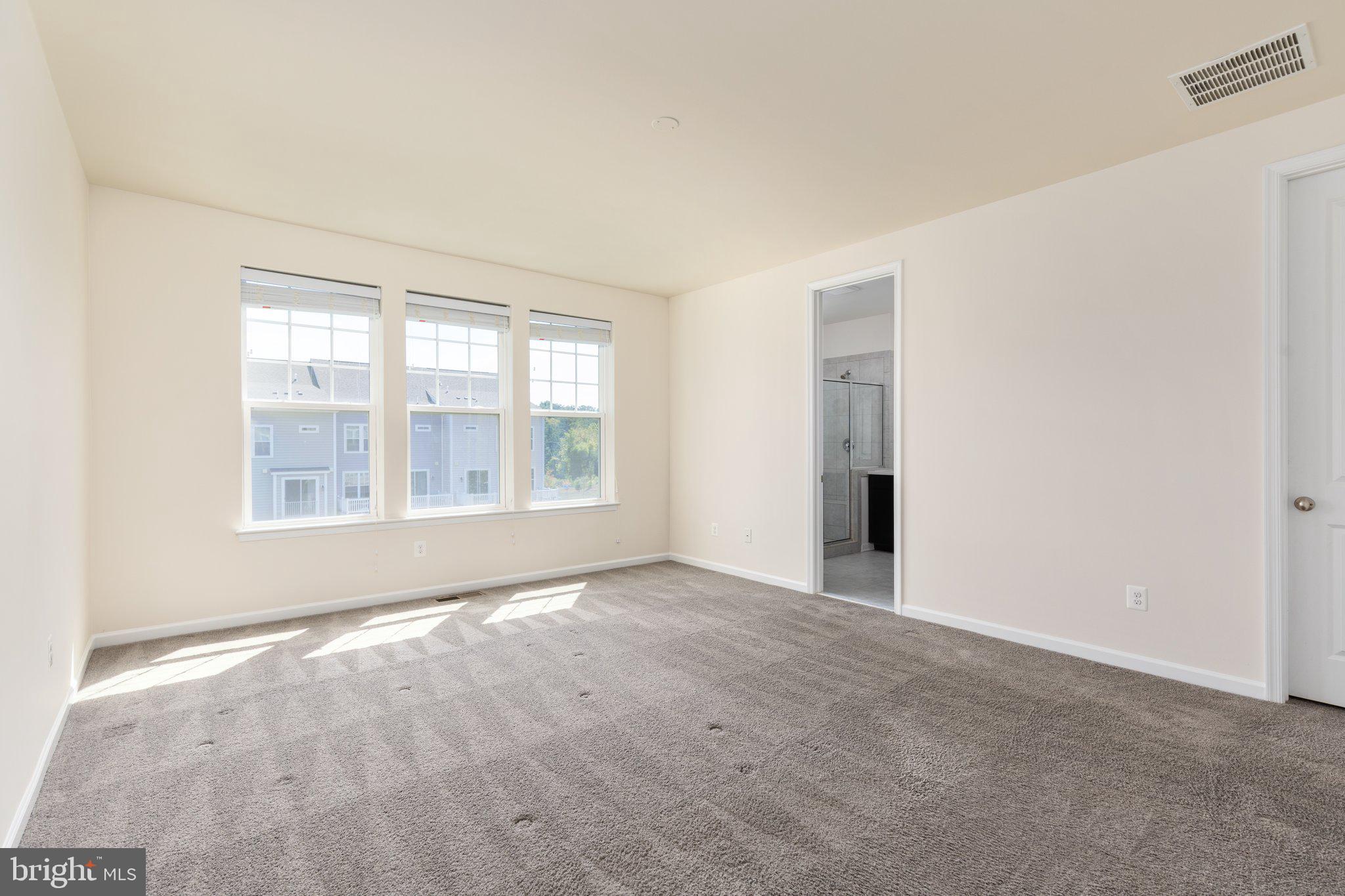 42933 Running Creek SQUARE