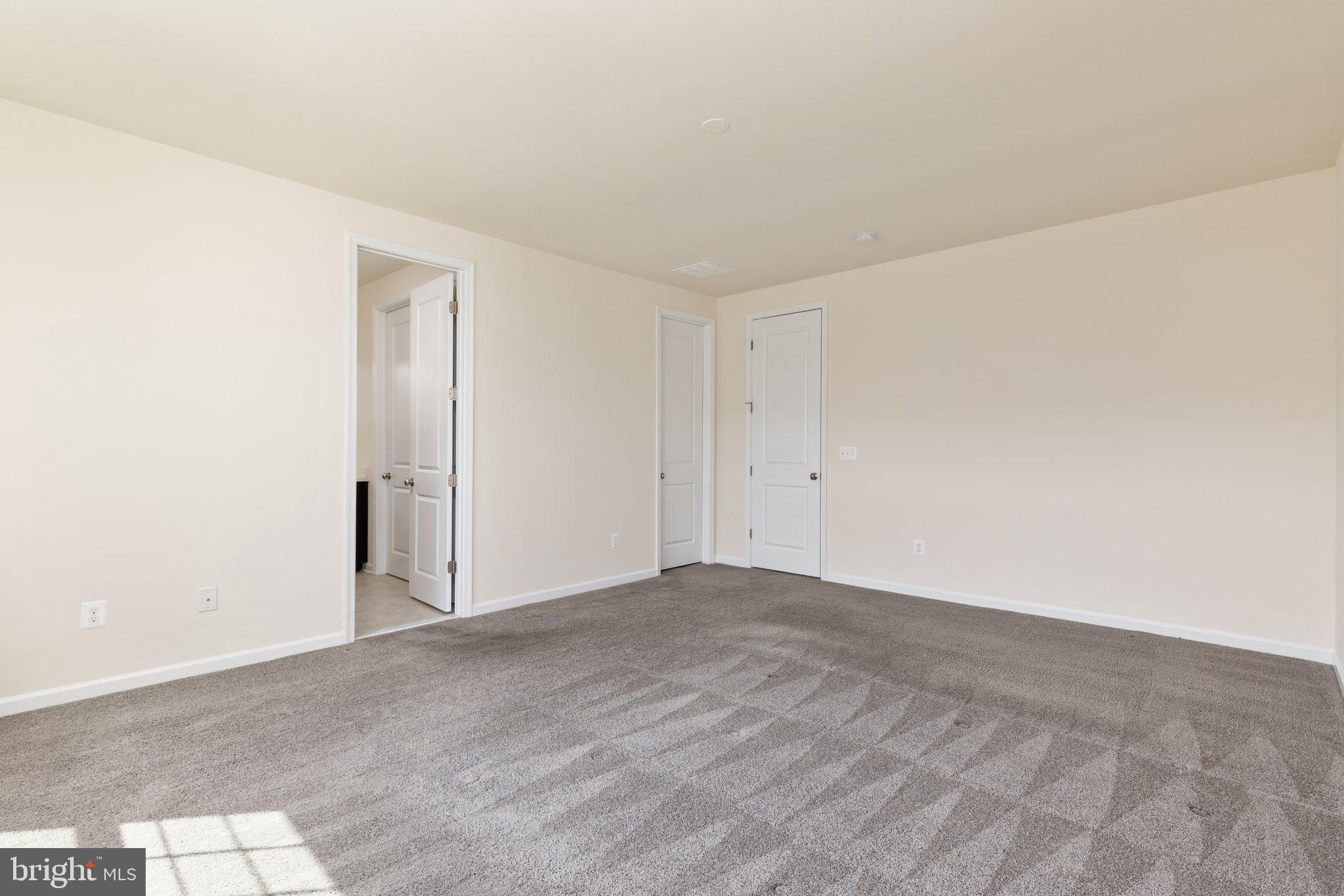 42933 Running Creek SQUARE