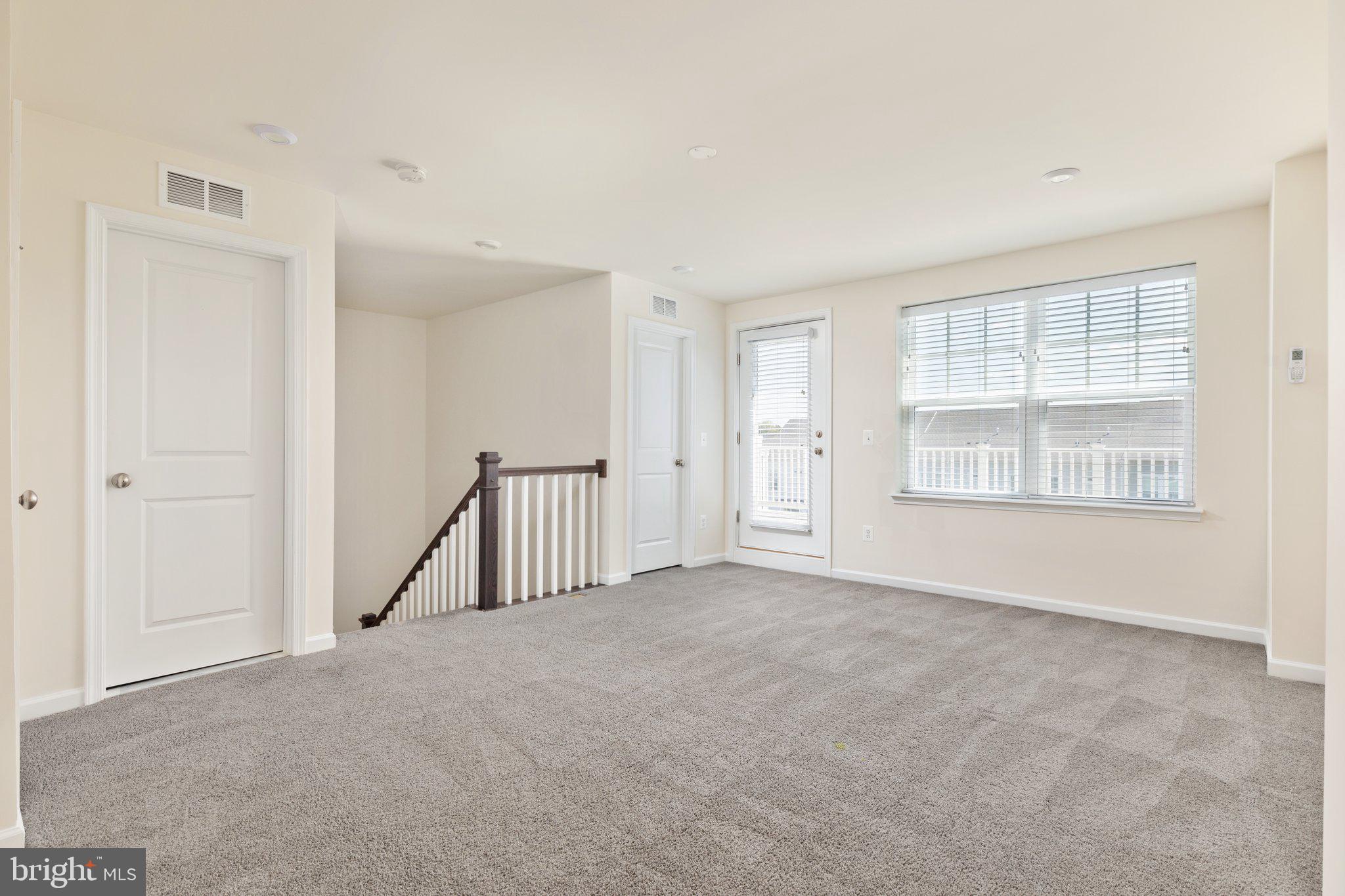 42933 Running Creek SQUARE