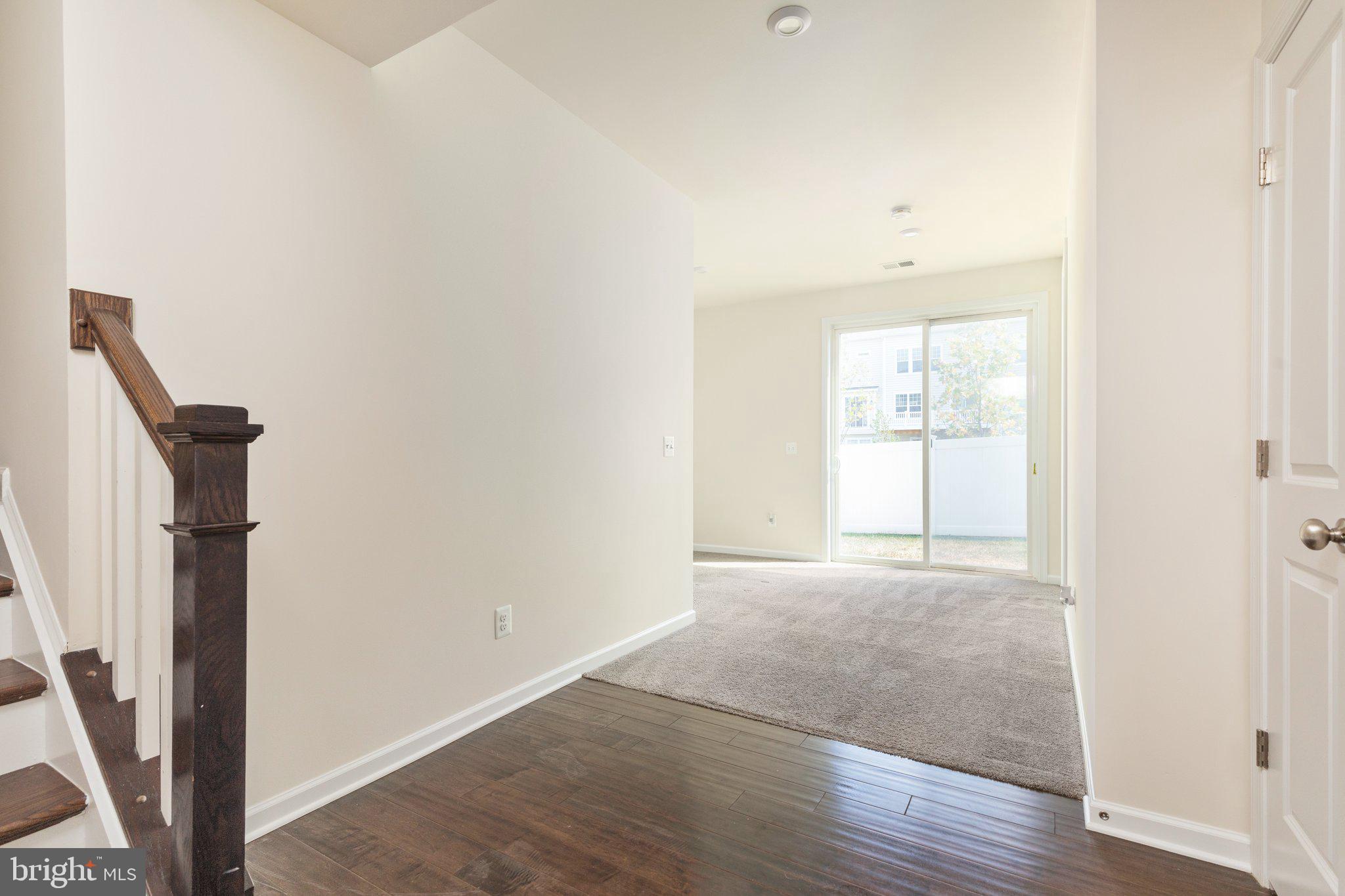 42933 Running Creek SQUARE