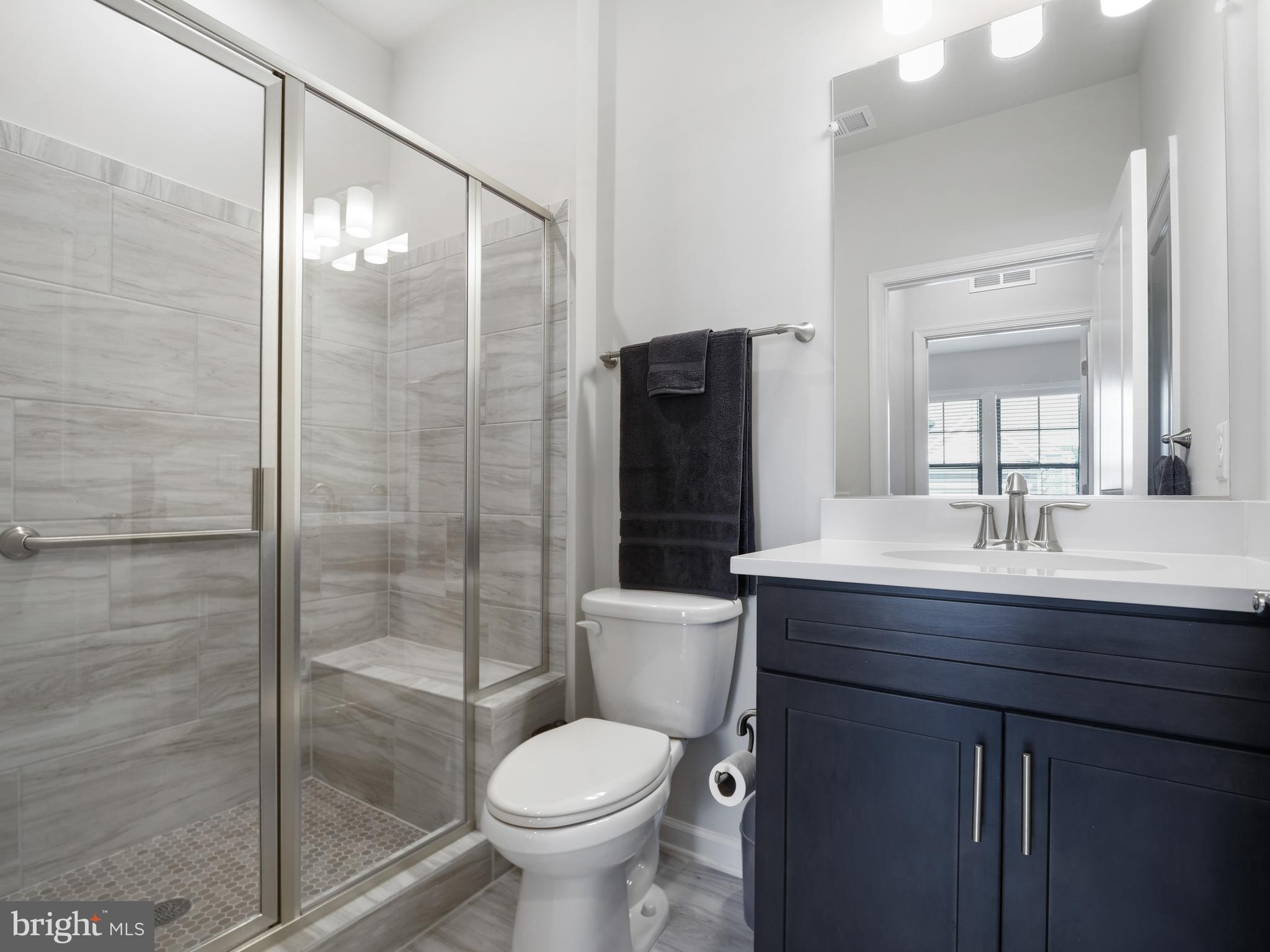 21805 Hawksbill High CIRCLE