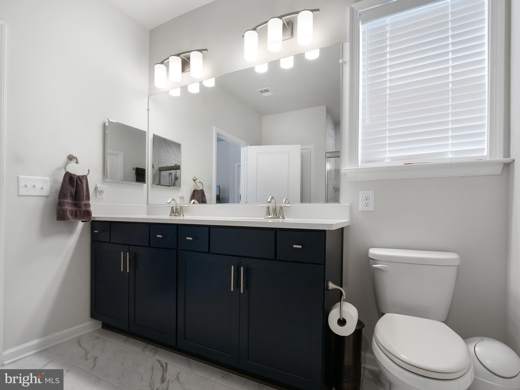 21805 Hawksbill High CIRCLE