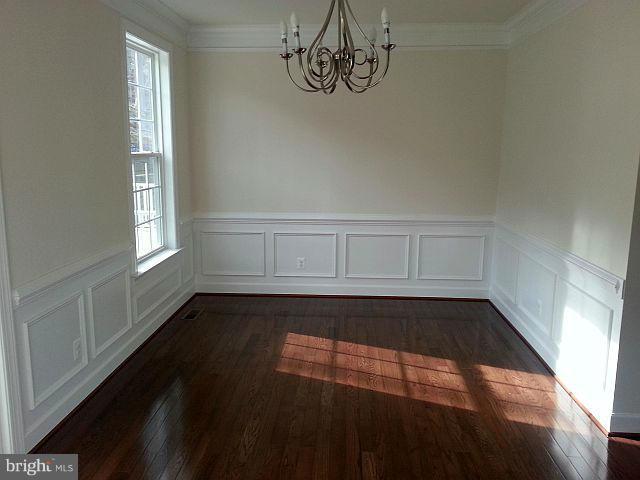 20214 Center Brook SQUARE