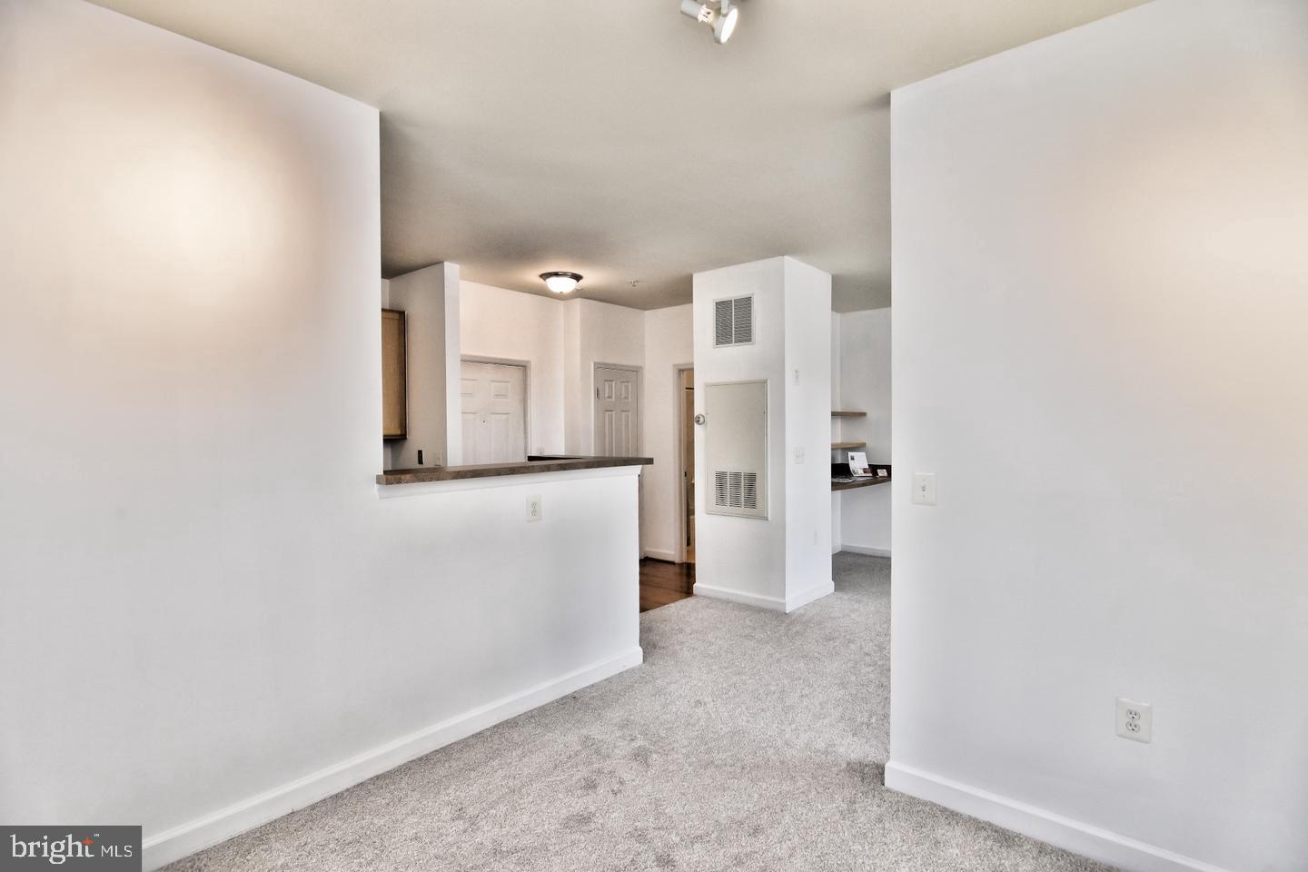 22687 Blue Elder TERRACE Unit: 104