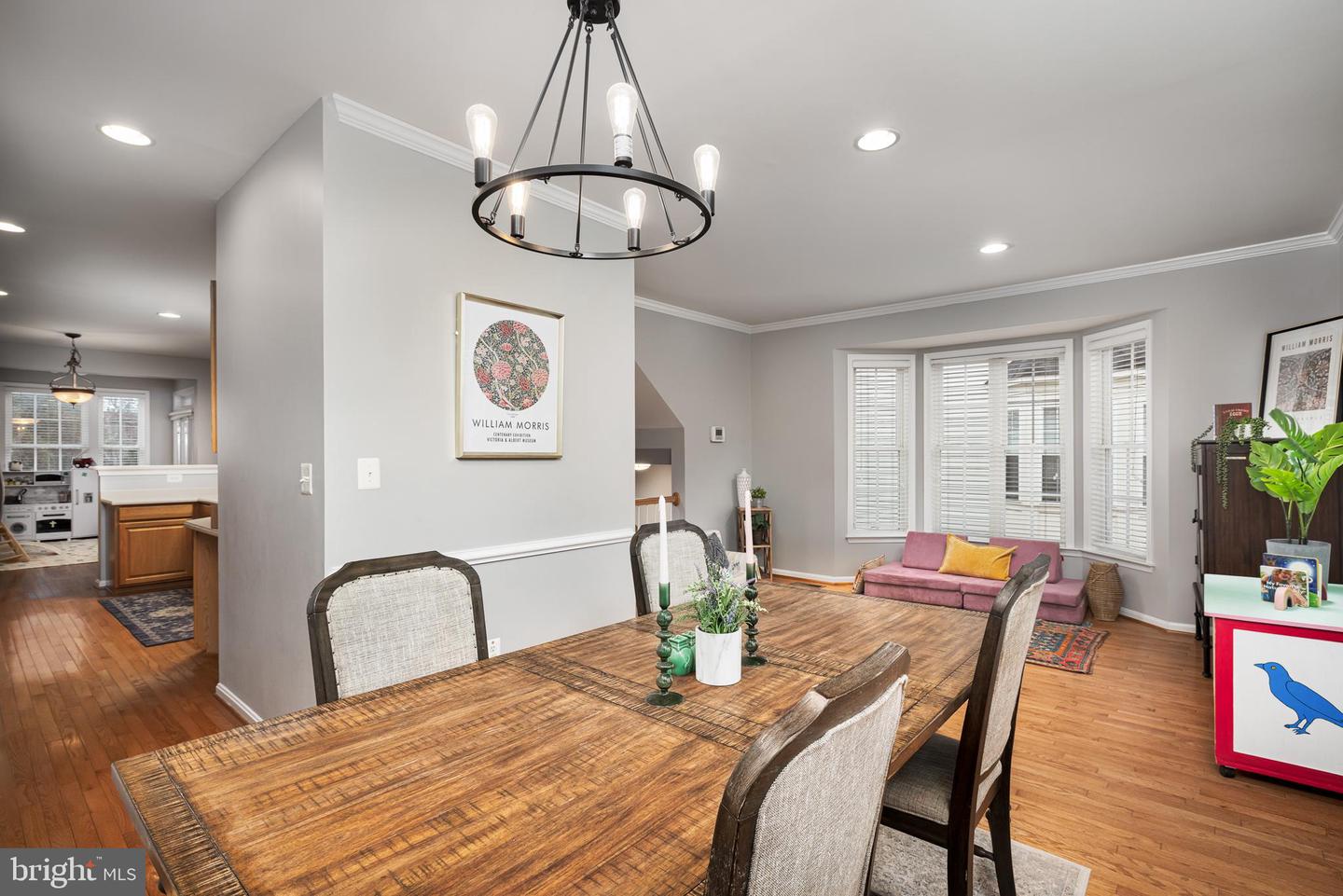 1200 Cambria TERRACE NE