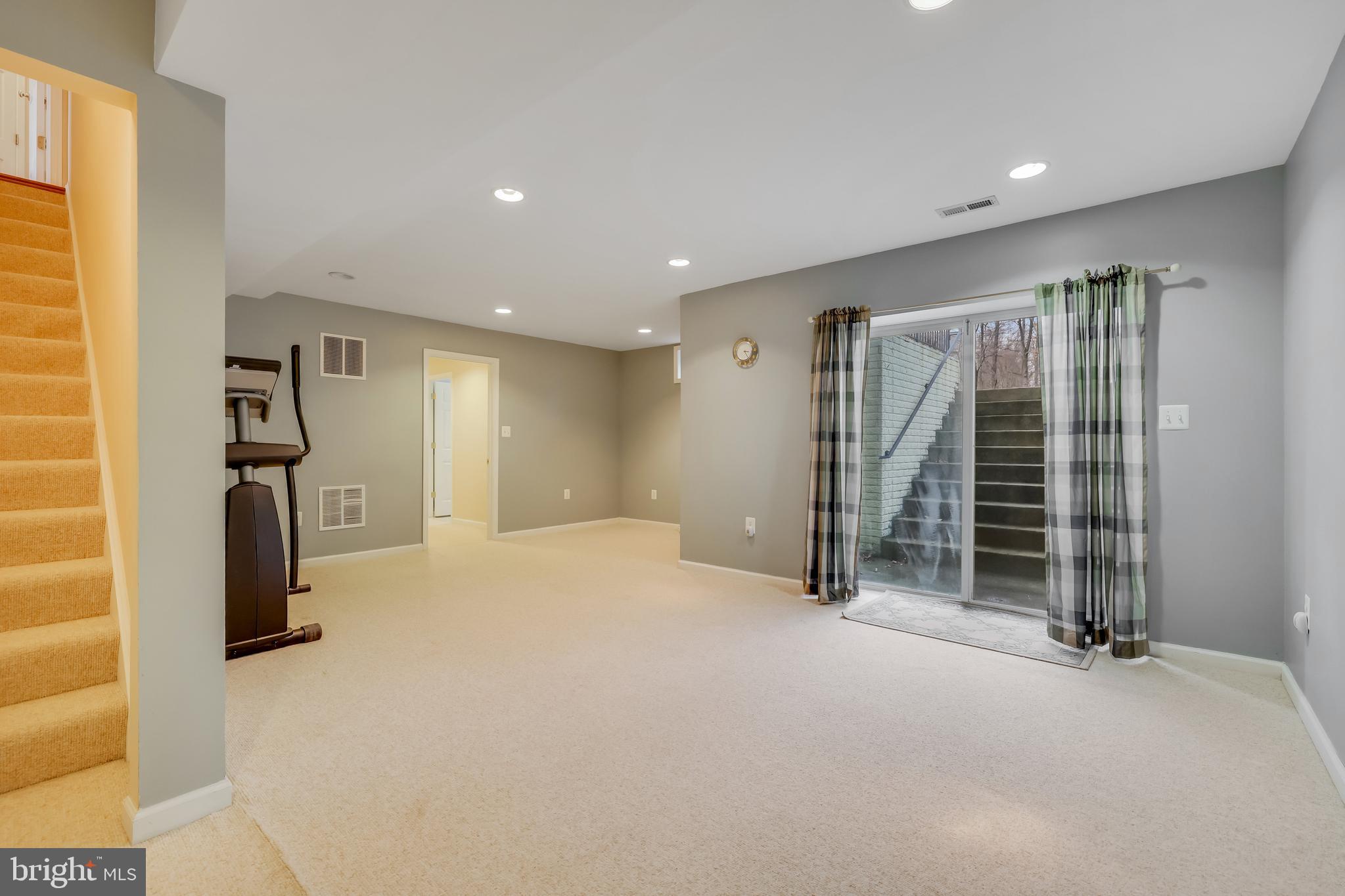 44326 Misty Creek PLACE