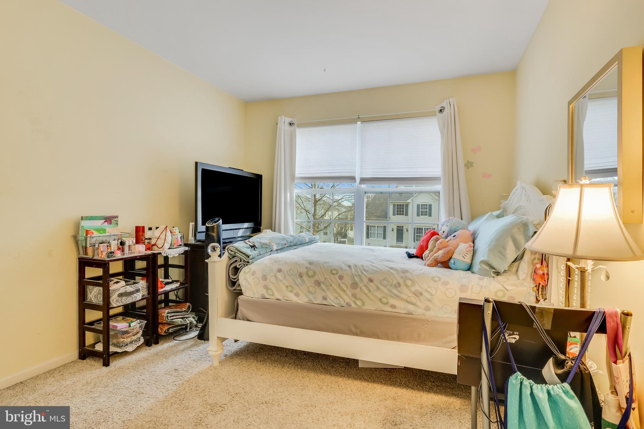 44326 Misty Creek PLACE