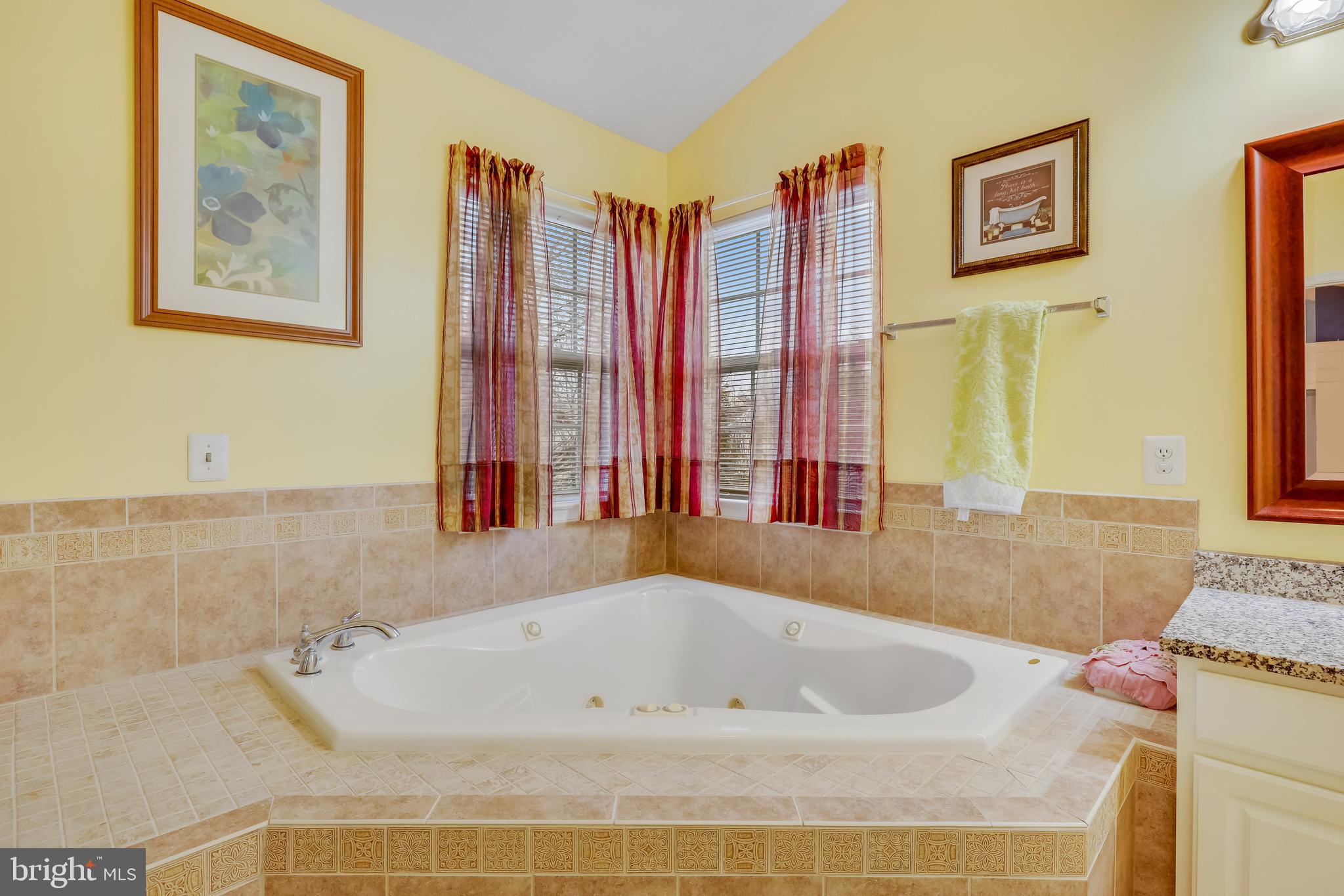 44326 Misty Creek PLACE