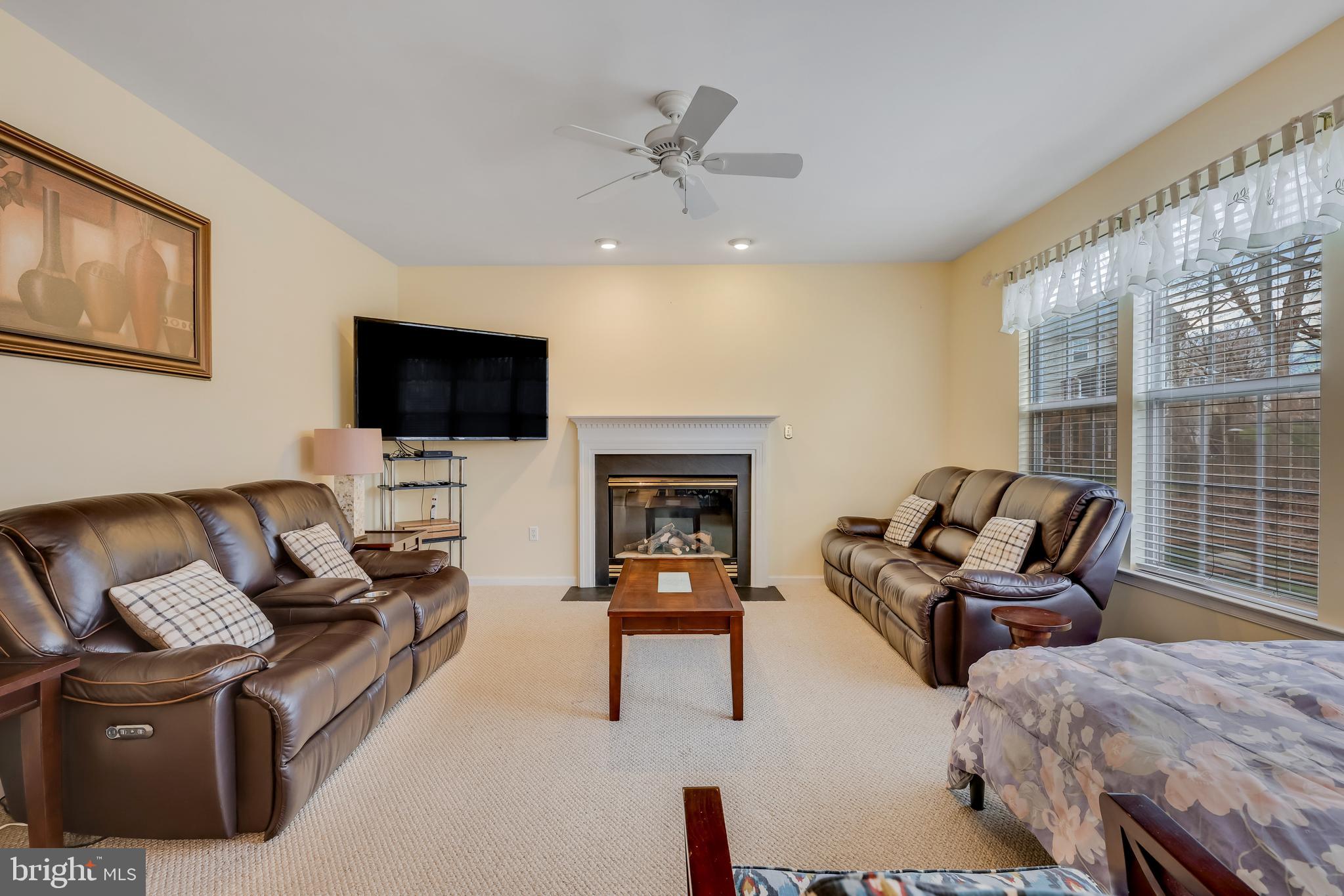 44326 Misty Creek PLACE