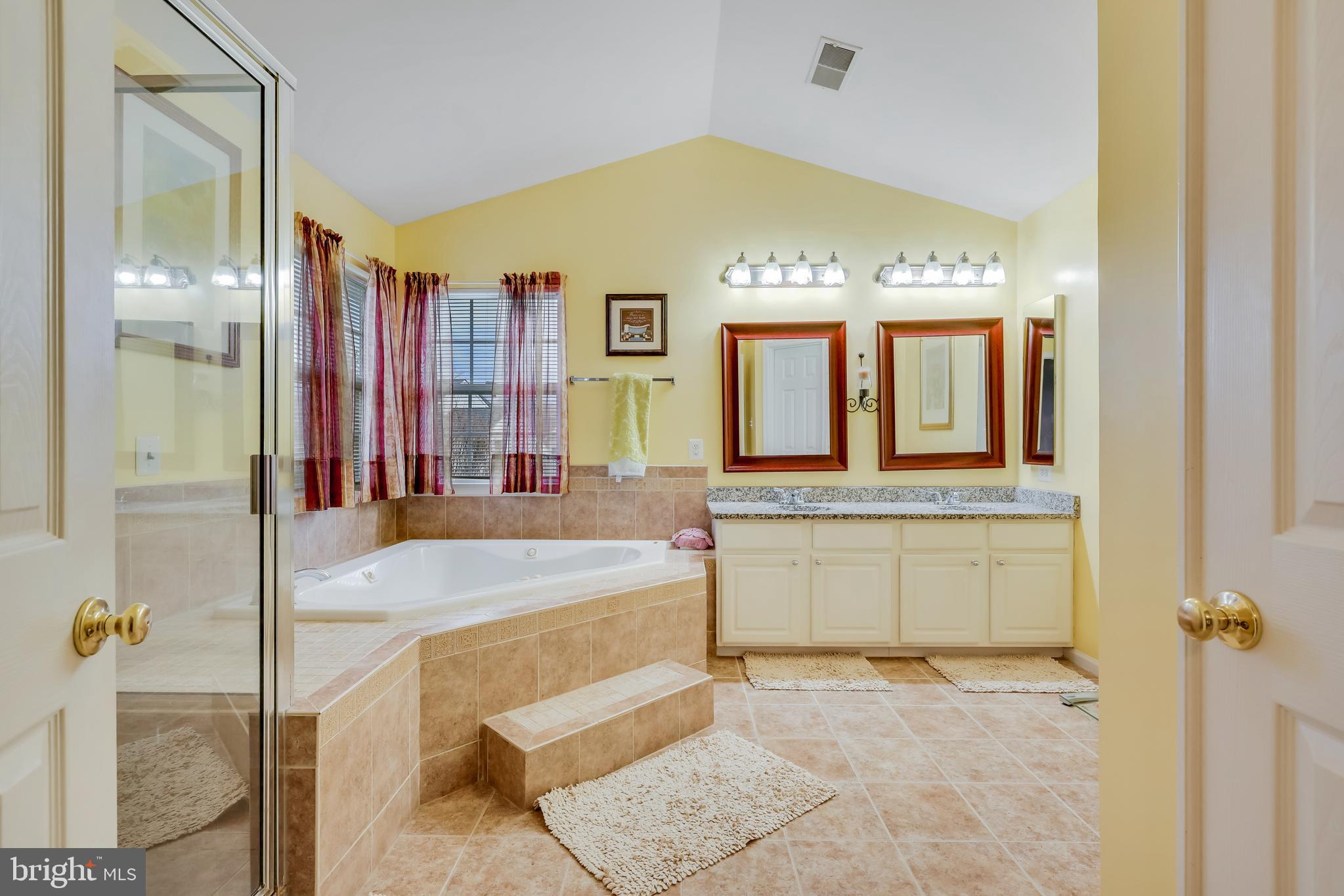 44326 Misty Creek PLACE