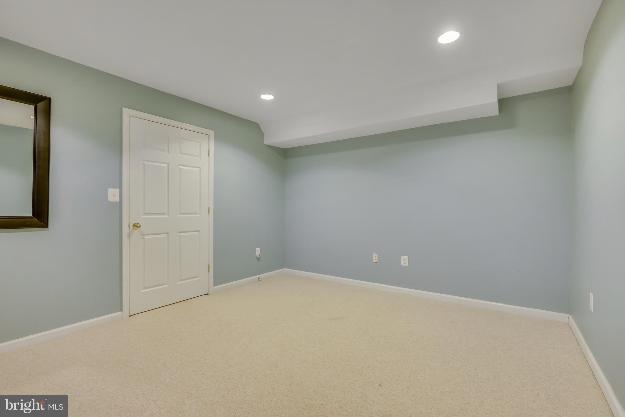 44326 Misty Creek PLACE